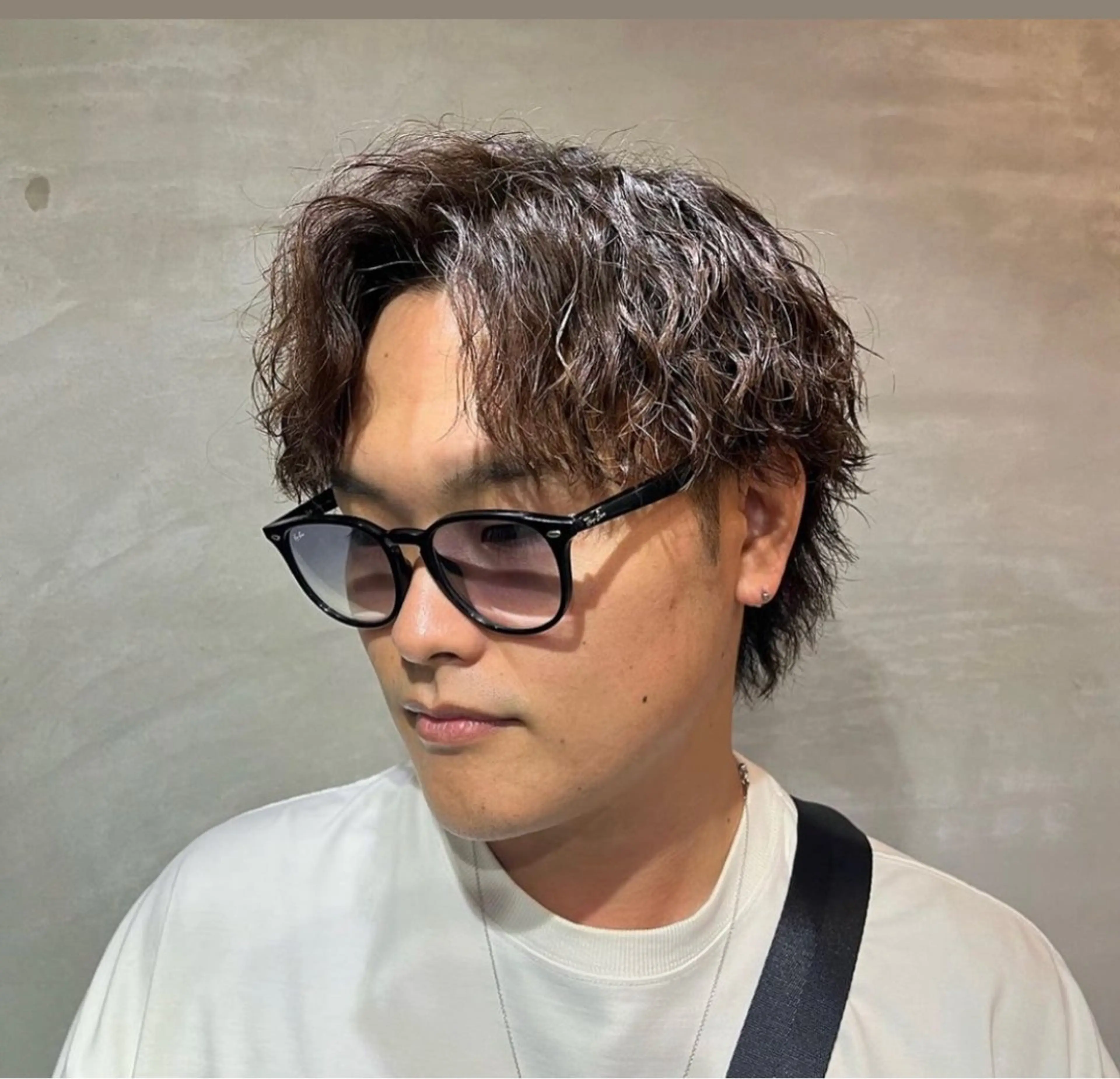 パーマ メンズ センターパート メンズパーマ 波巻きパーマ ニュアンスパーマ メンズパーマ特化森田 真衣🌟のヘアスタイル