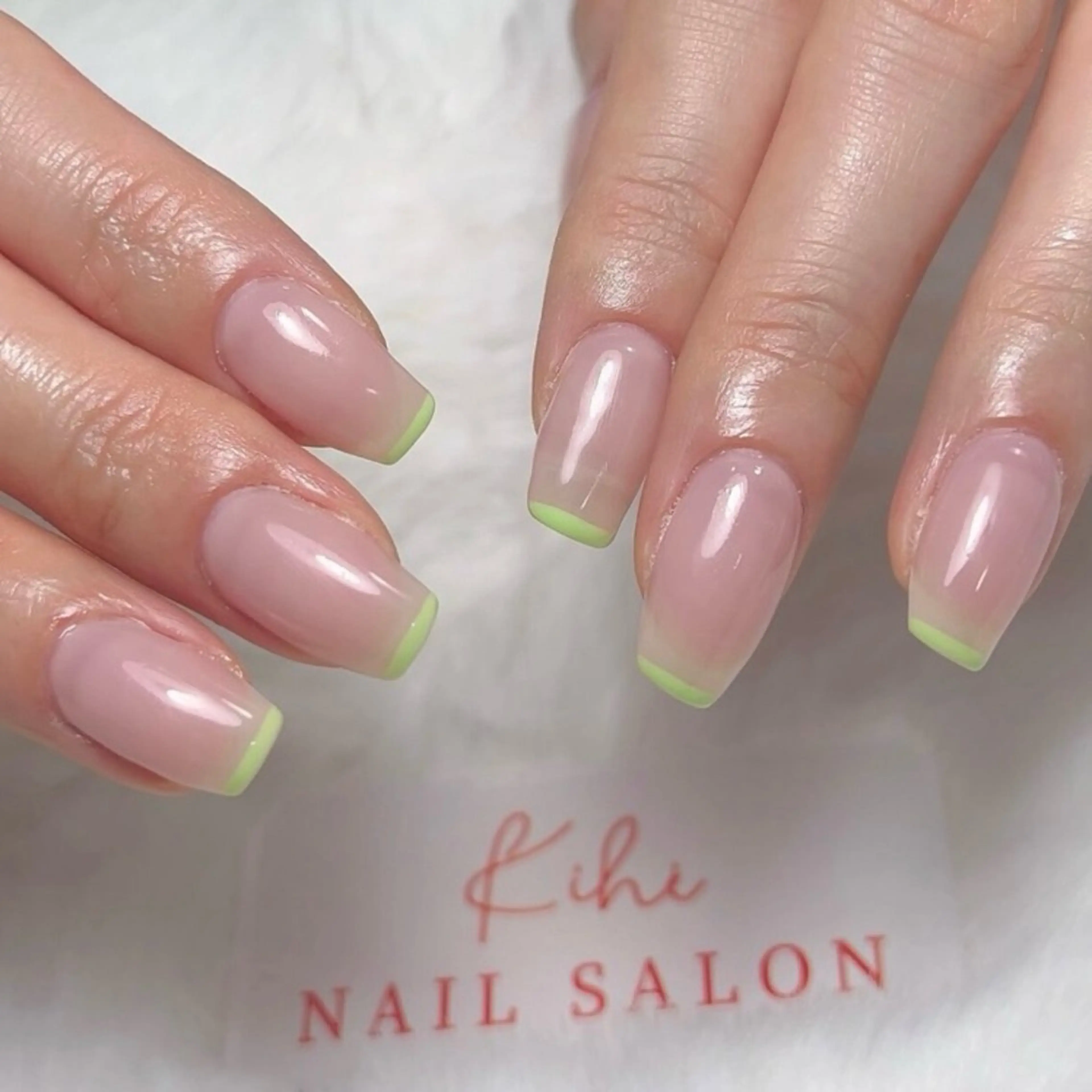 ネイル アートネイル フレンチネイル ジェルネイル グラデーション 韓国ネイル ハンドネイル 久保田 マリコのネイルデザイン