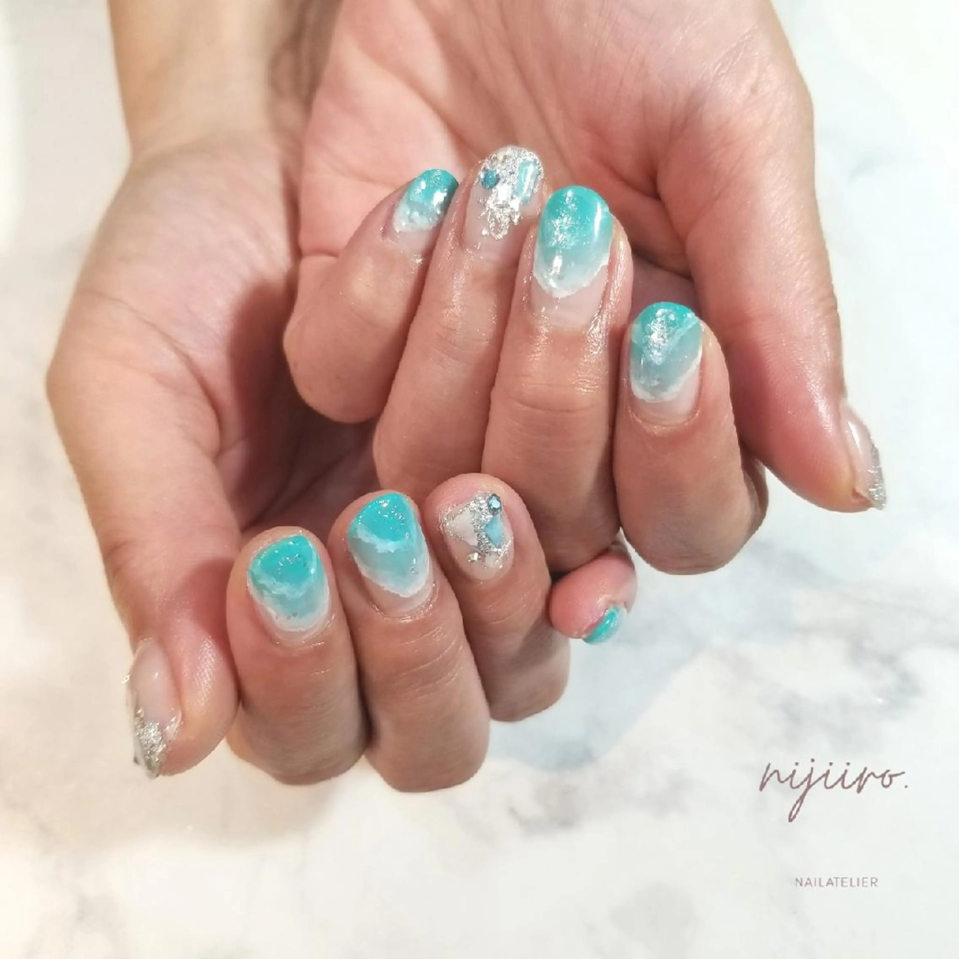 ネイル ハンドネイル nailatelier nijiiro.所属・nijiiro🌈 サトウのネイルデザイン