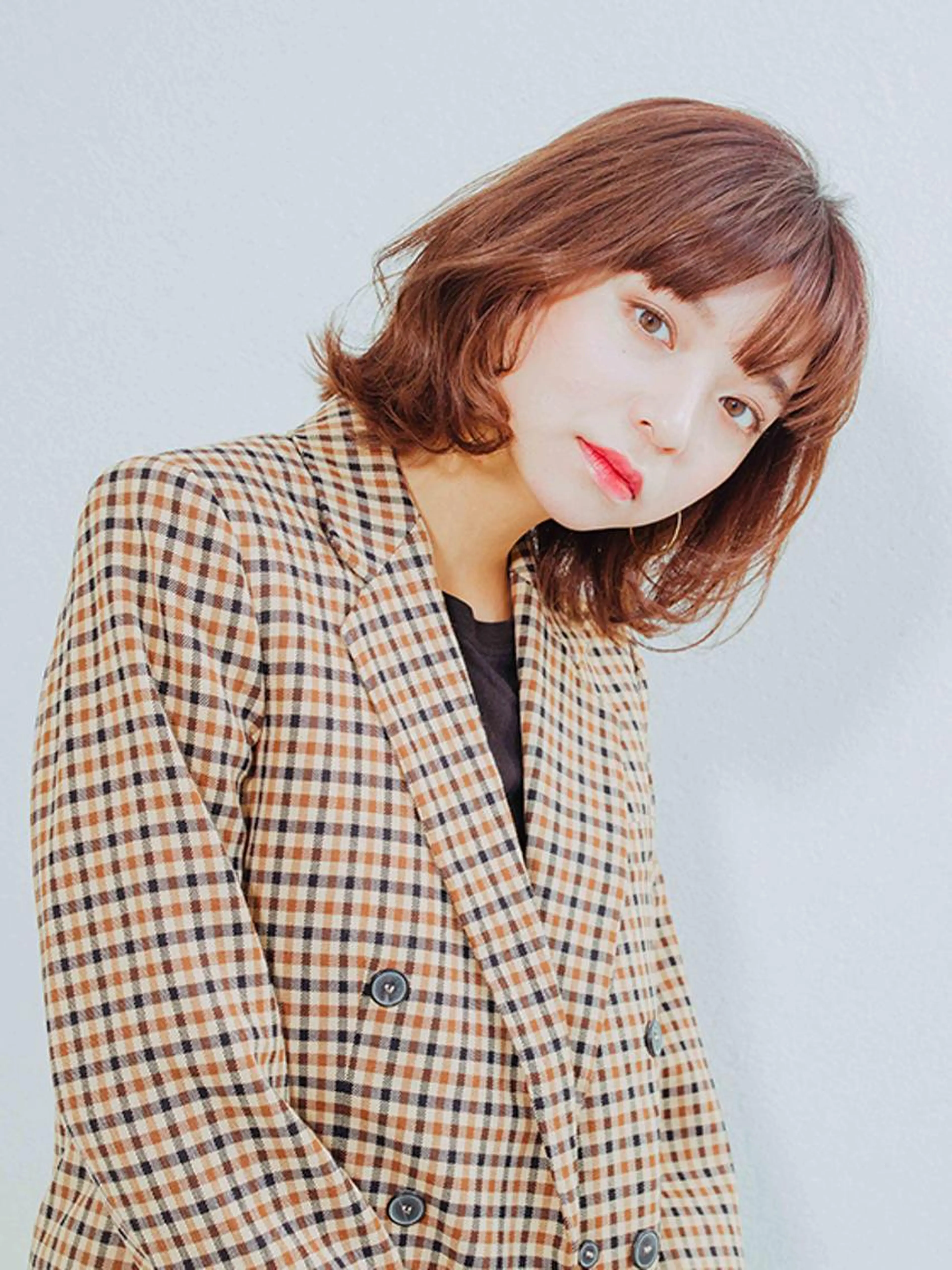 カラー+トリートメント+メンテナンスカット(前髪カット、毛先を整える)の写真