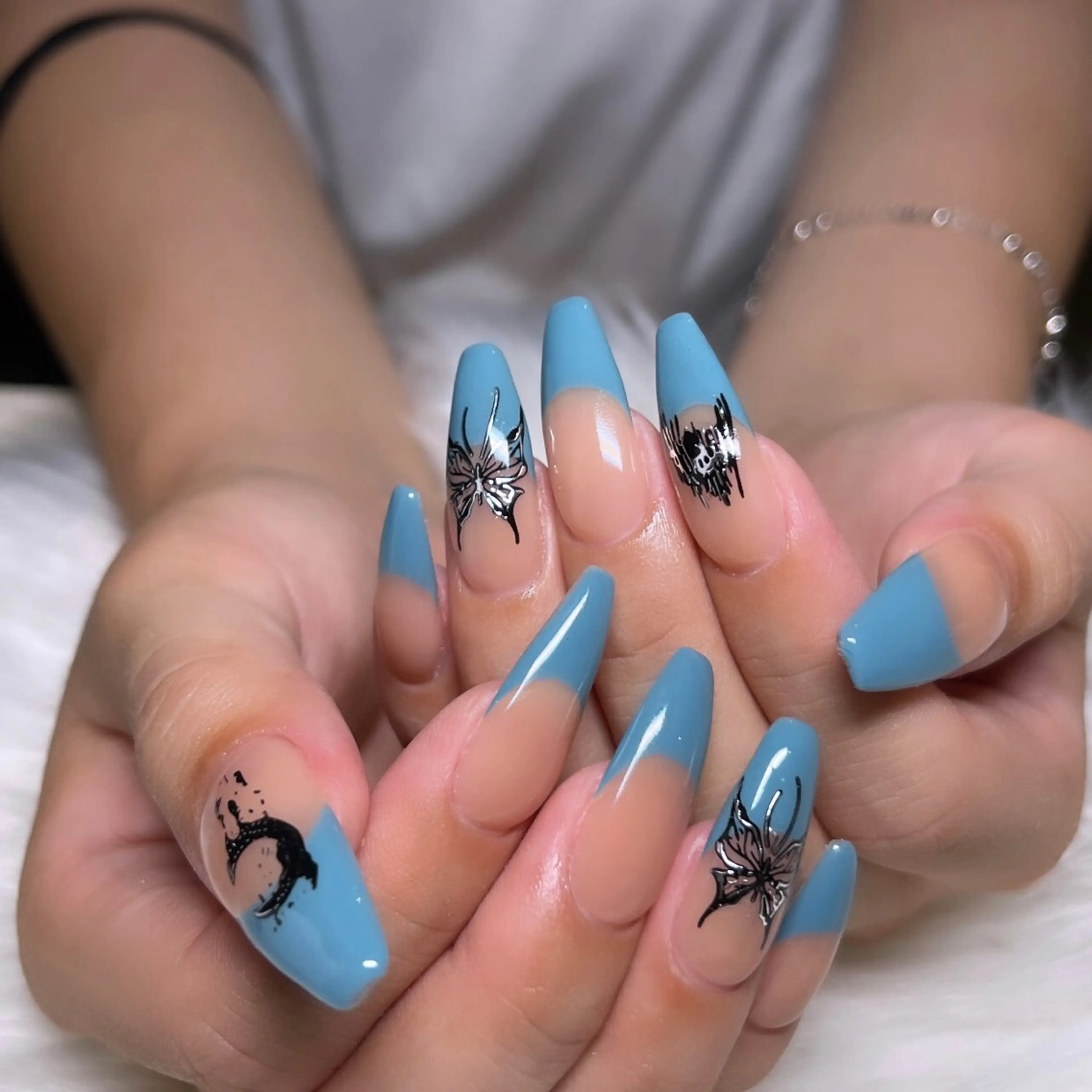 ネイル ハンドネイル Lily nailsのネイルデザイン