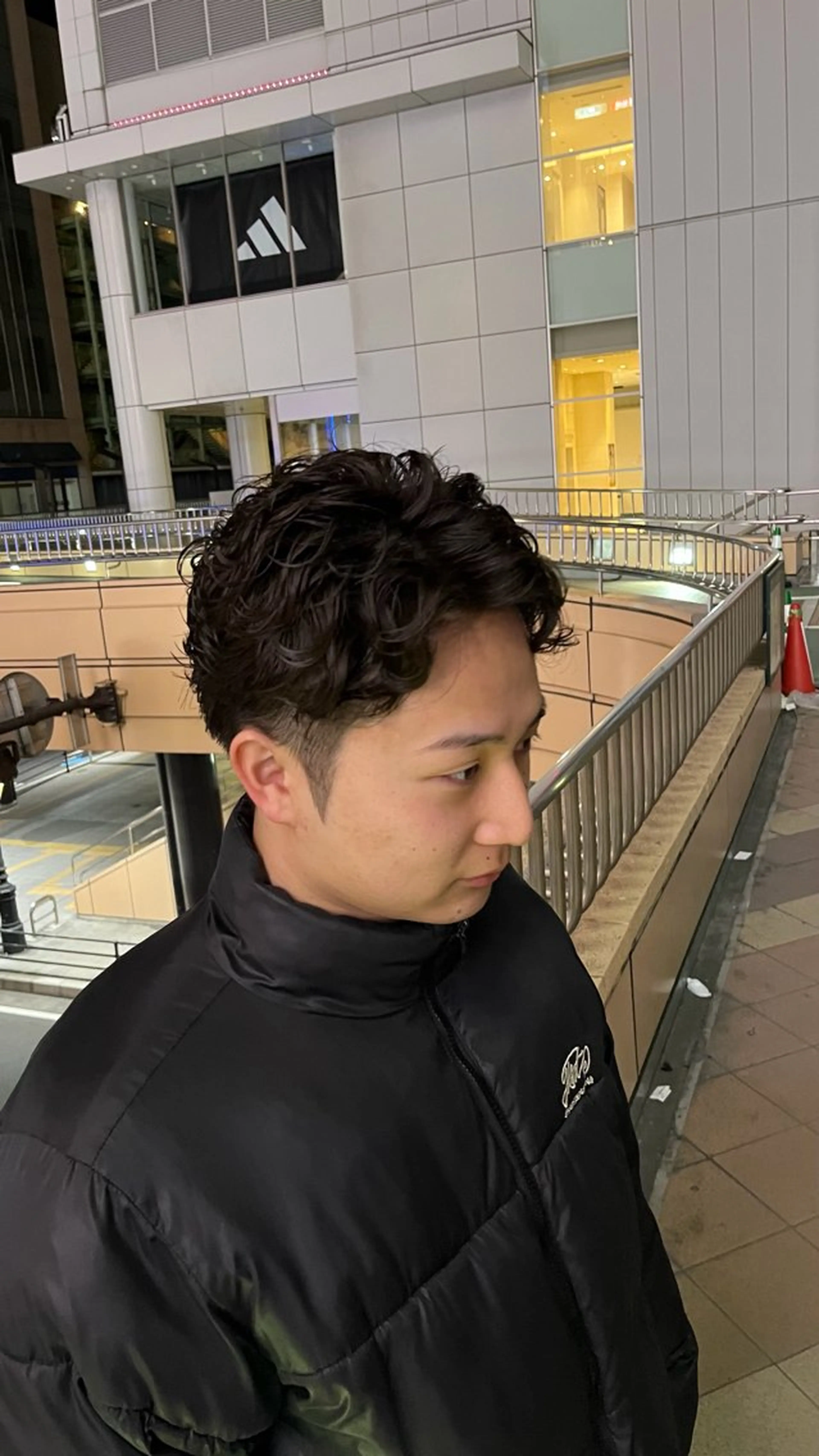 ショート パーマ メンズ 佐藤 笑夢のヘアスタイル