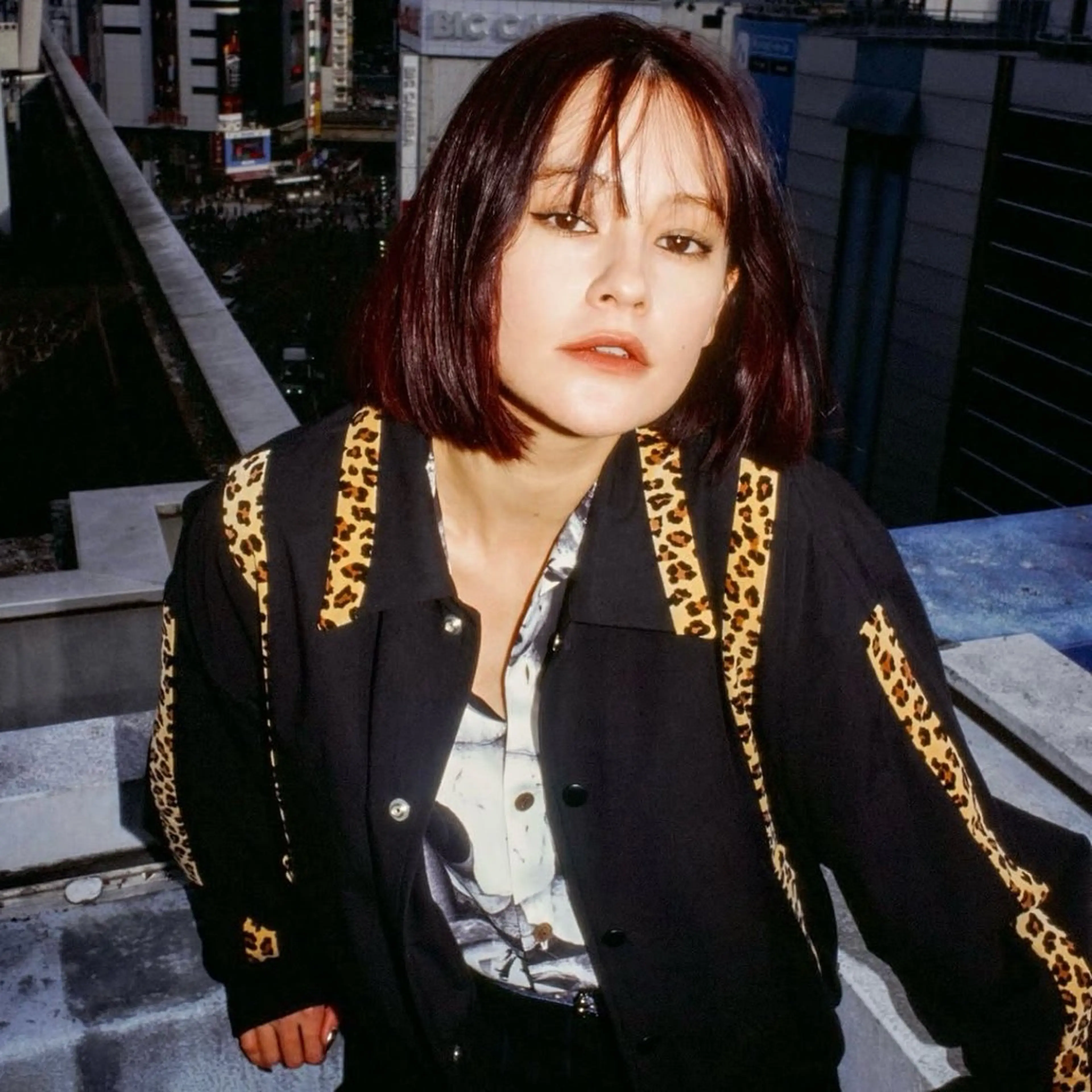 ショート カラー ベージュカラー 透明感カラー グレージュ レッドカラー ボブ カット ヘアカラー トリートメント nonoka オリーブ/レイヤーのヘアスタイル