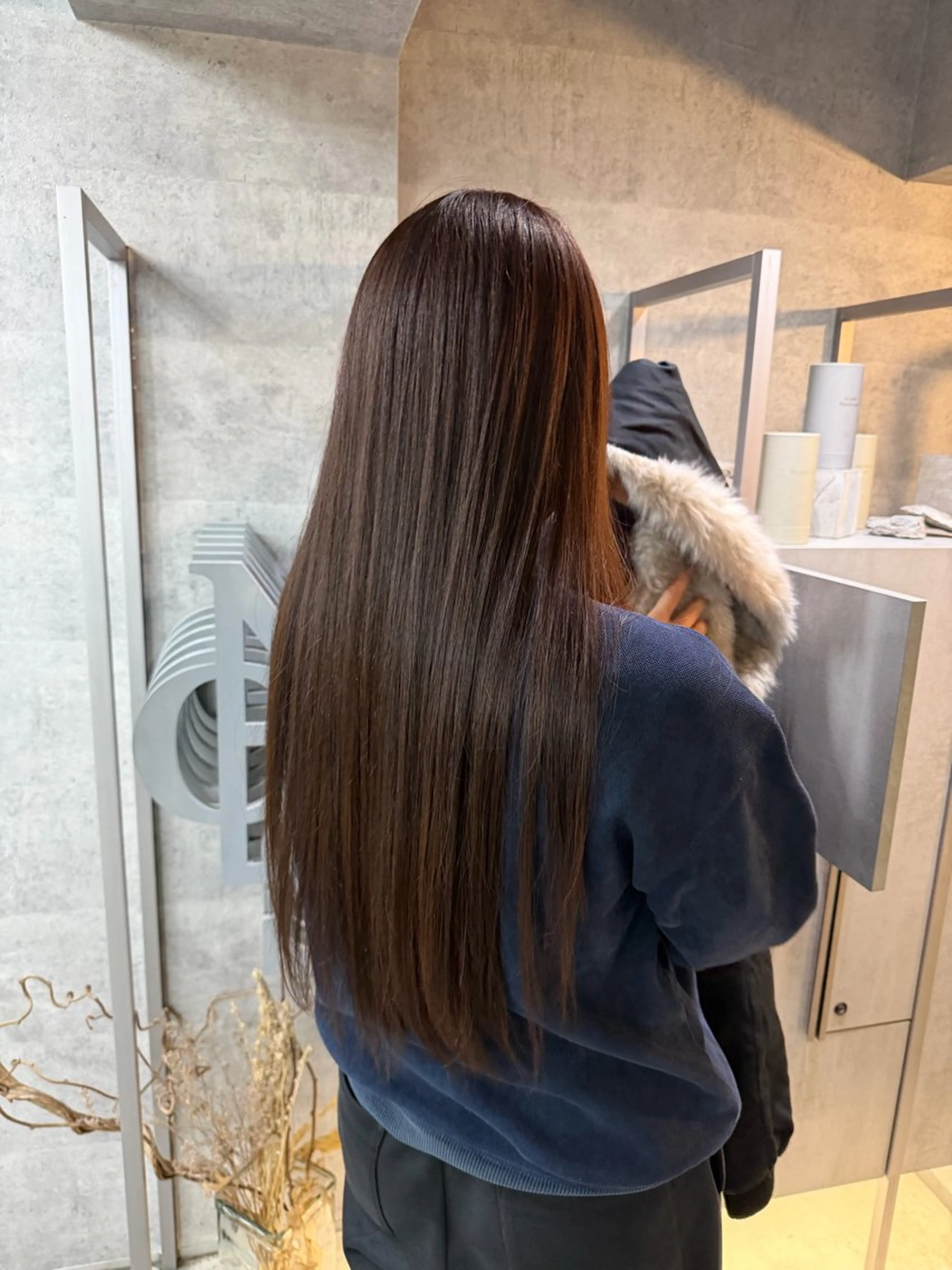 ロング カラー ヘアカラー トリートメント You/中明度カラー 🎨3ヶ月持つカットのヘアスタイル