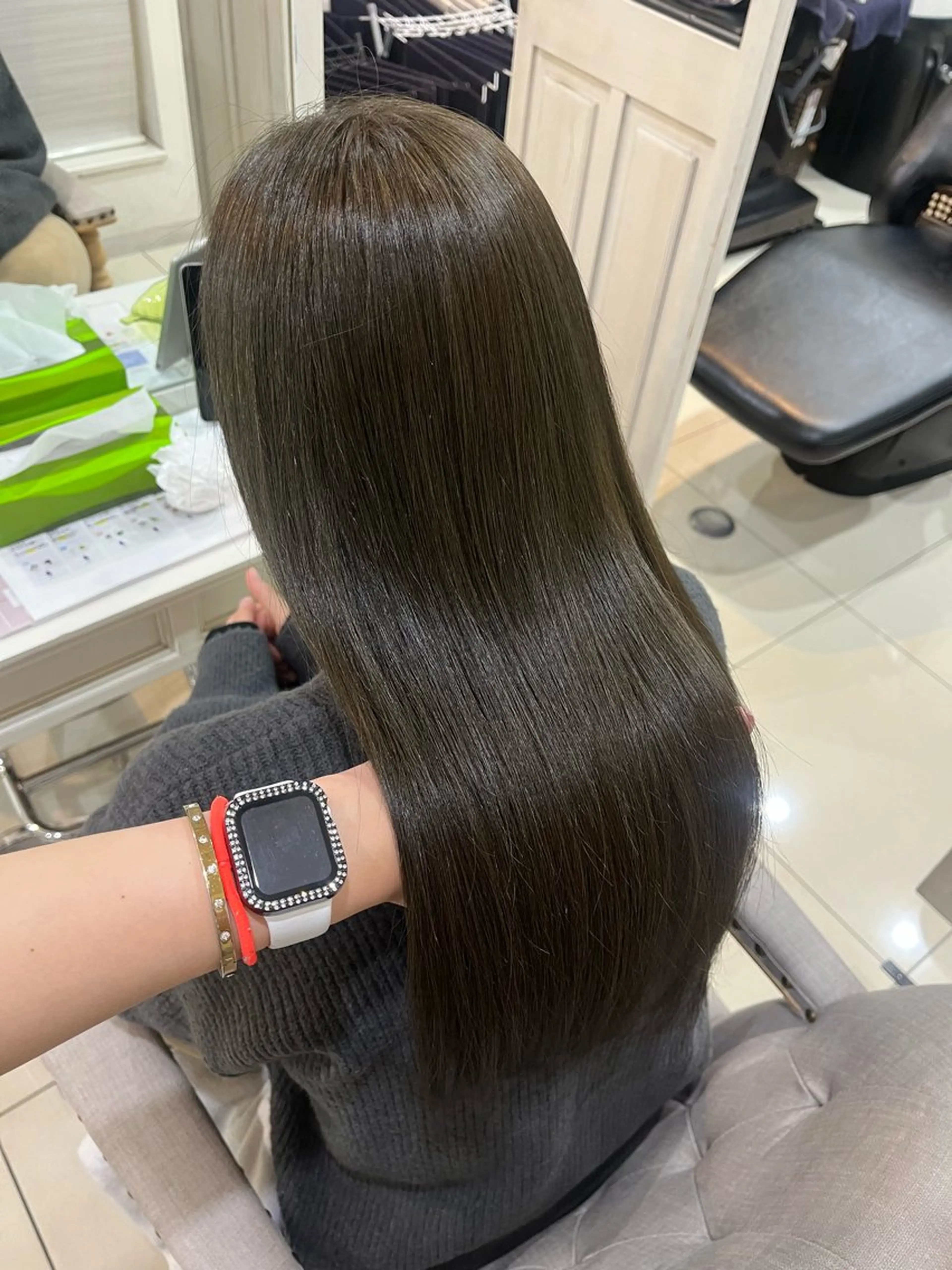 ロング カラー ベージュカラー オリーブベージュ ヘアカラー BELLE by  grace所属・🦋MINAMI 《みなみ》🦋のヘアスタイル