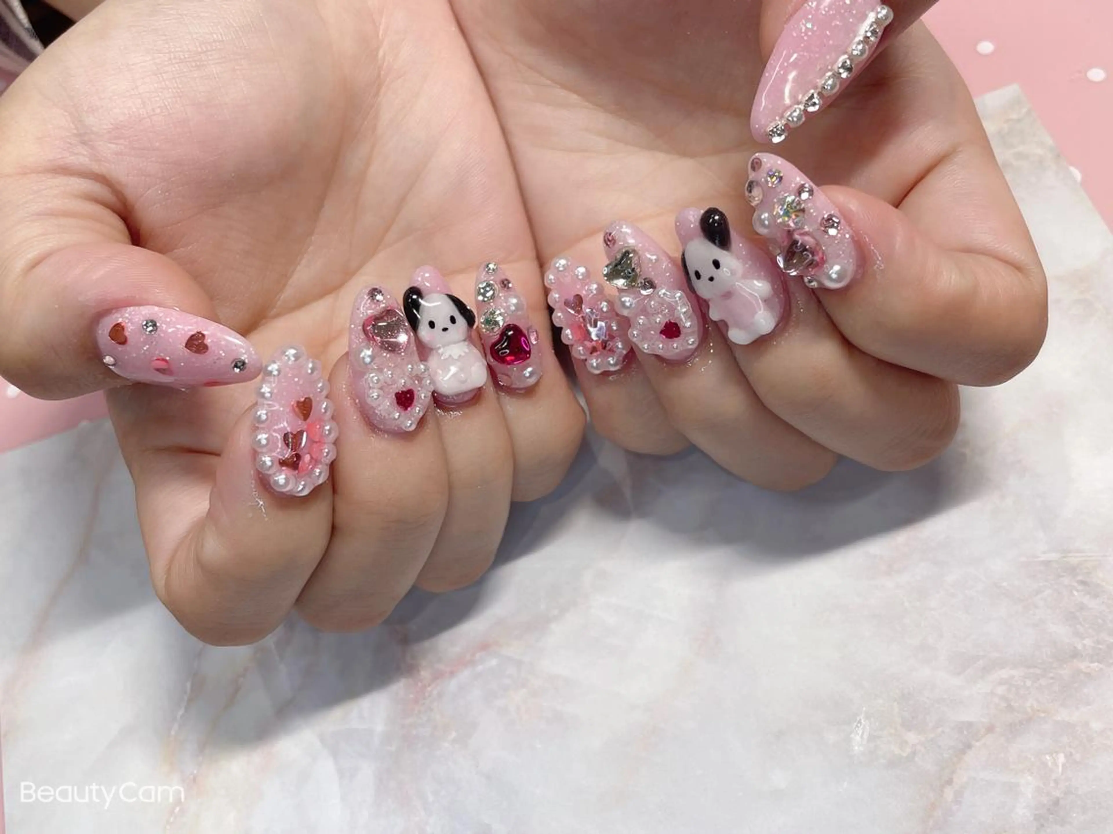 ミディアム ネイル ハンドネイル 《LB》ラブリエ Nail&eyeのマツエク・マツパデザイン