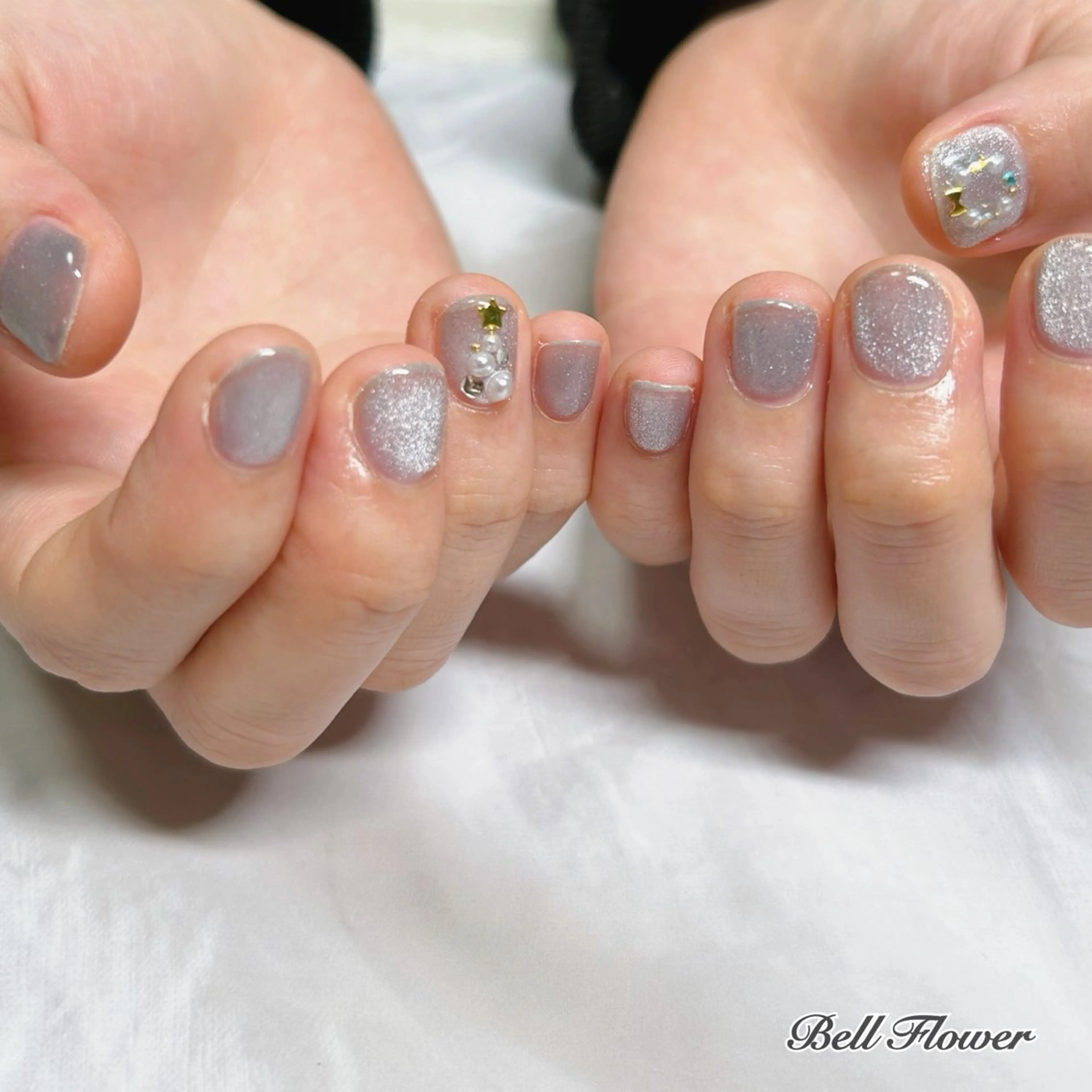 ネイル マグネットネイル ハンドネイル Bell Flowerのネイルデザイン
