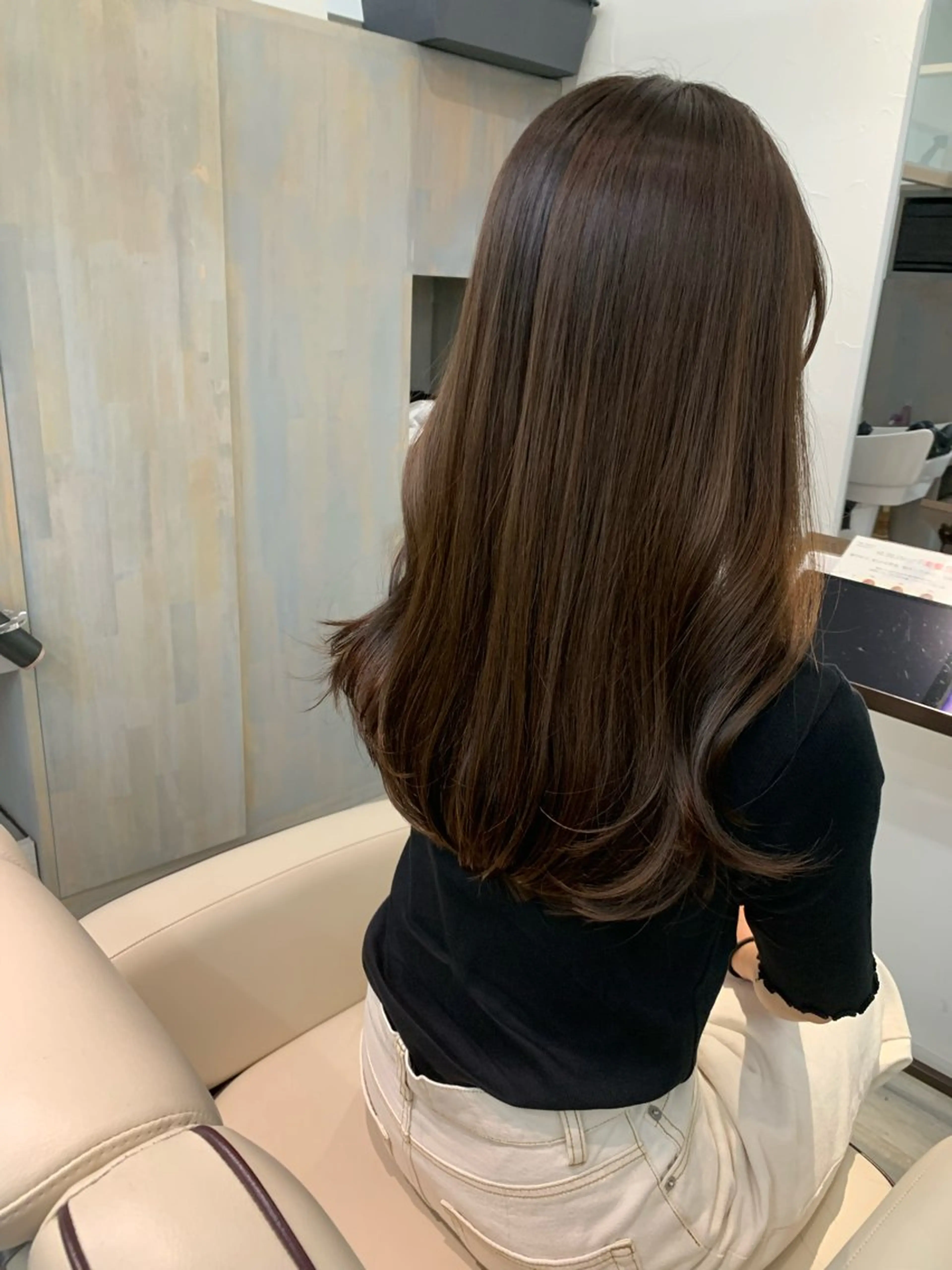 ロング トリートメント 酸熱トリートメント 髪質改善×艶カラー Haruのヘアスタイル