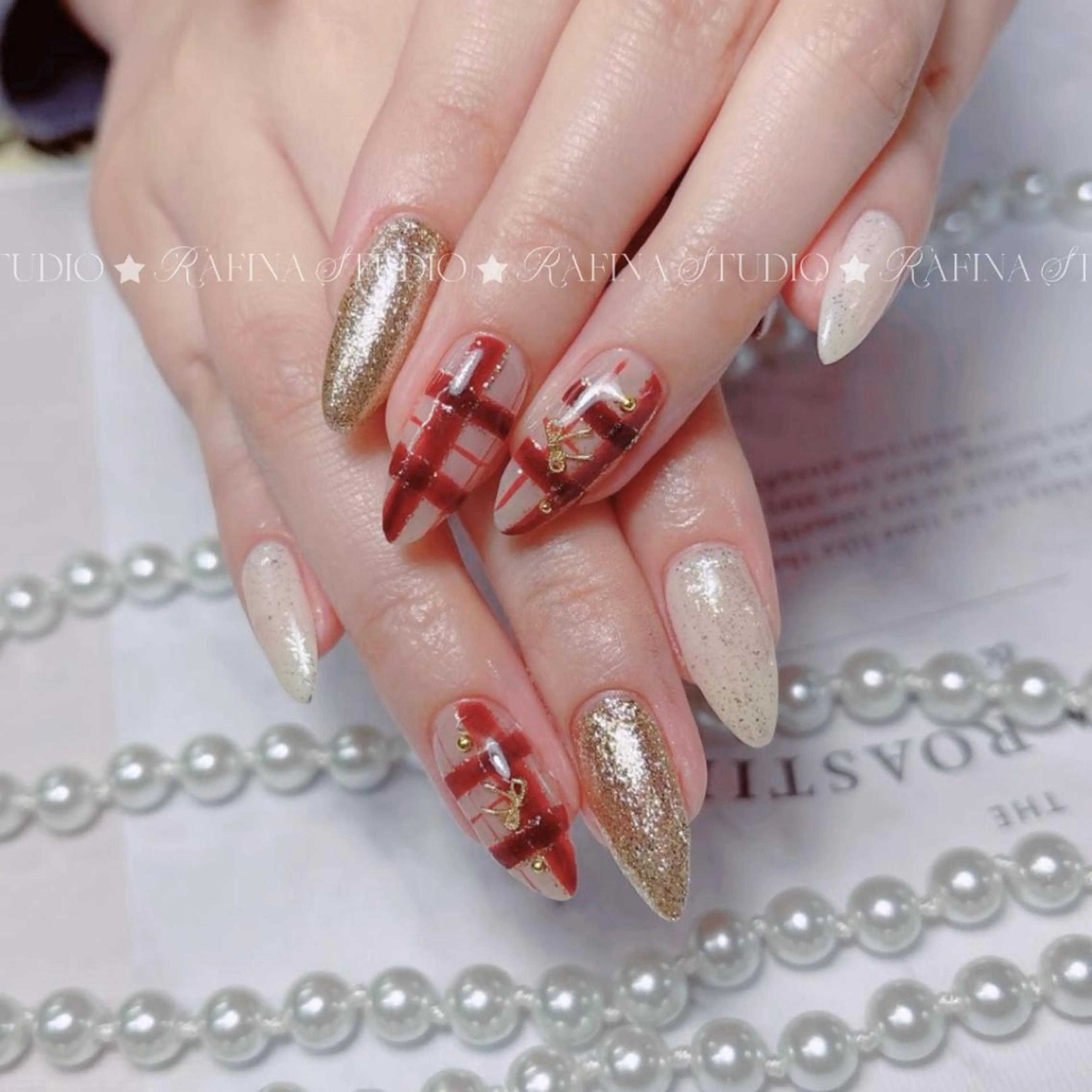 ネイル 玲央 YOYOのネイルデザイン