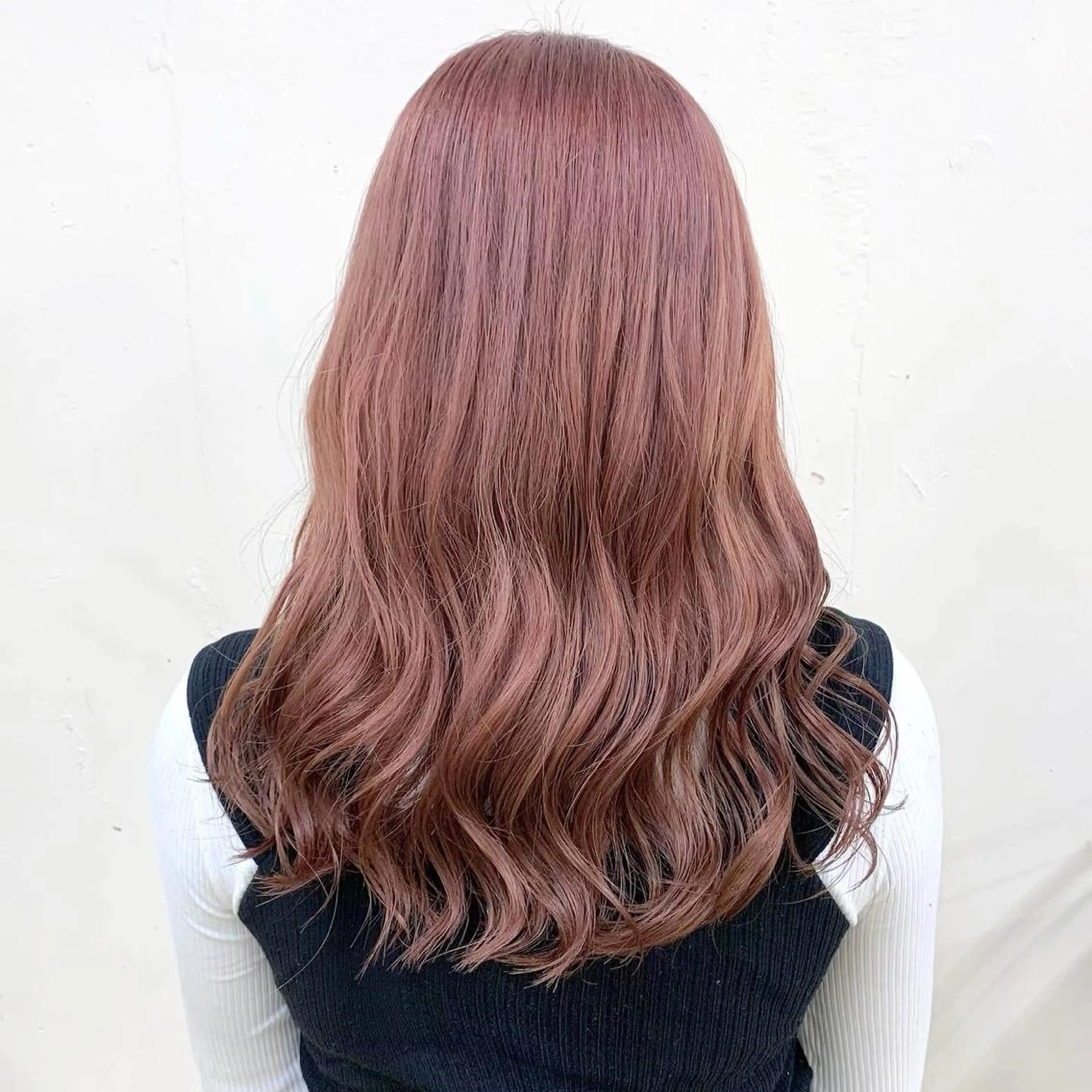 ロング カラー ベージュカラー ピンクカラー ピンクベージュ ヘアカラー トリートメント ヘッドスパ 💗韓国暖色ヘア NO.1💗🪽のヘアスタイル