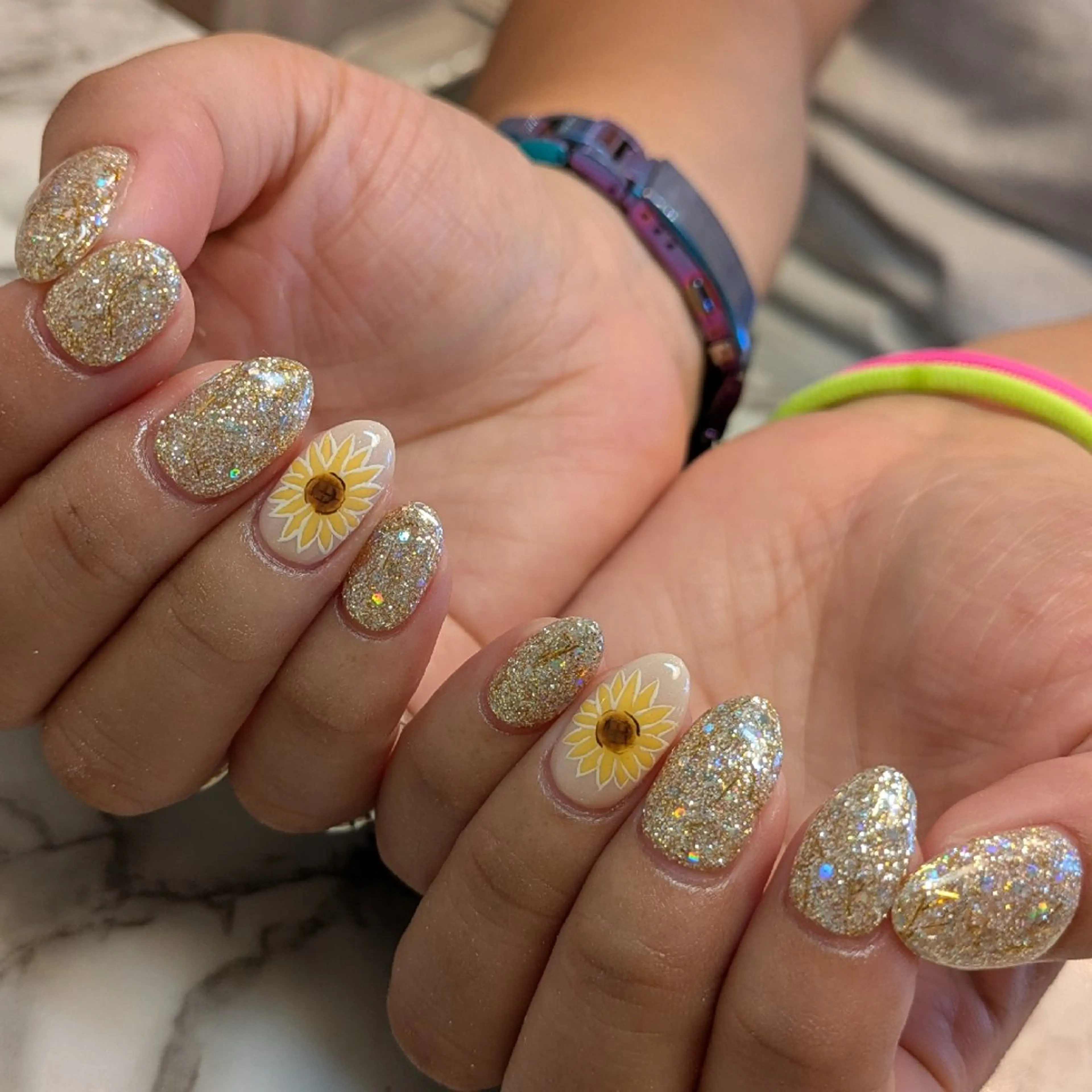 ネイル ジェヌインネイル 河内のネイルデザイン