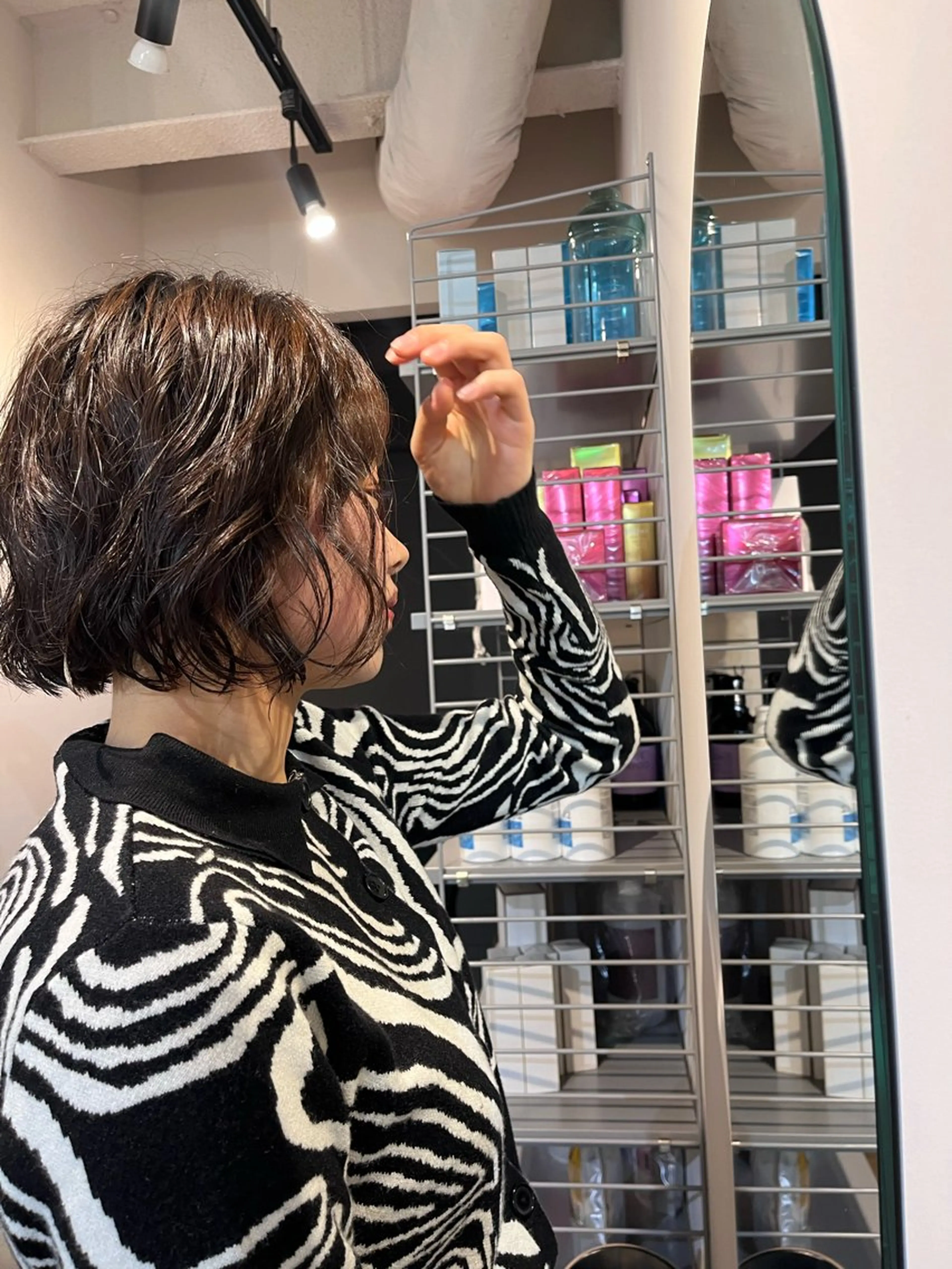 ミディアム パーマ ミディアムパーマ 小林 莉菜のヘアスタイル