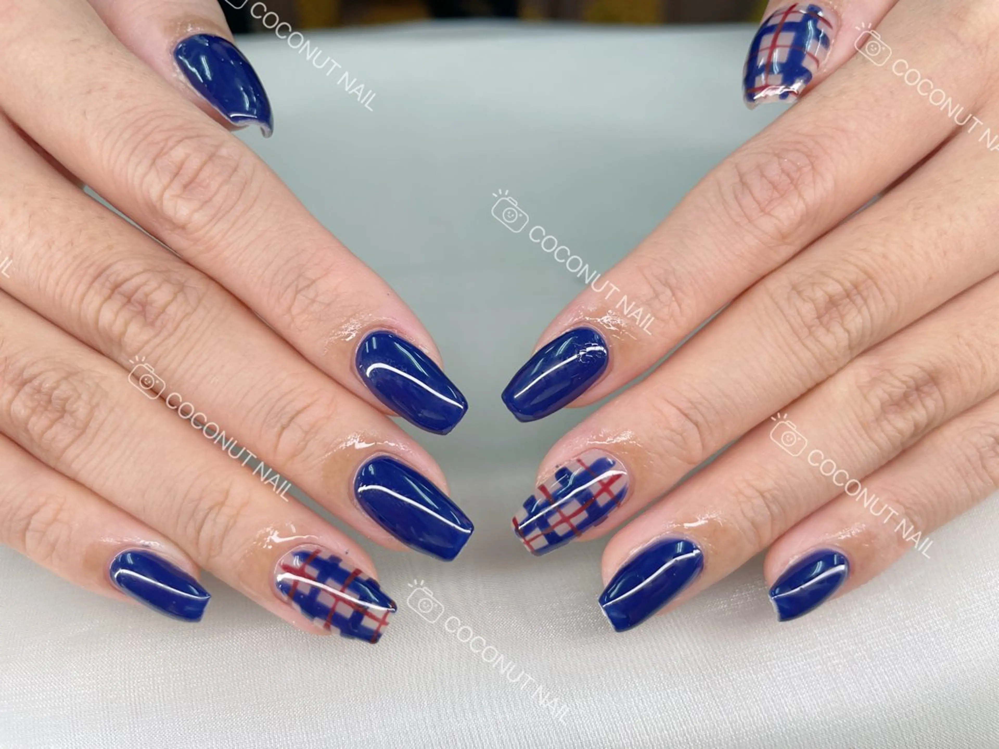 ネイル べっ甲ネイル フレンチネイル キラキラネイル マグネットネイル 大理石ネイル(マーブル) ハンドネイル 神田 ココナッツのネイルデザイン