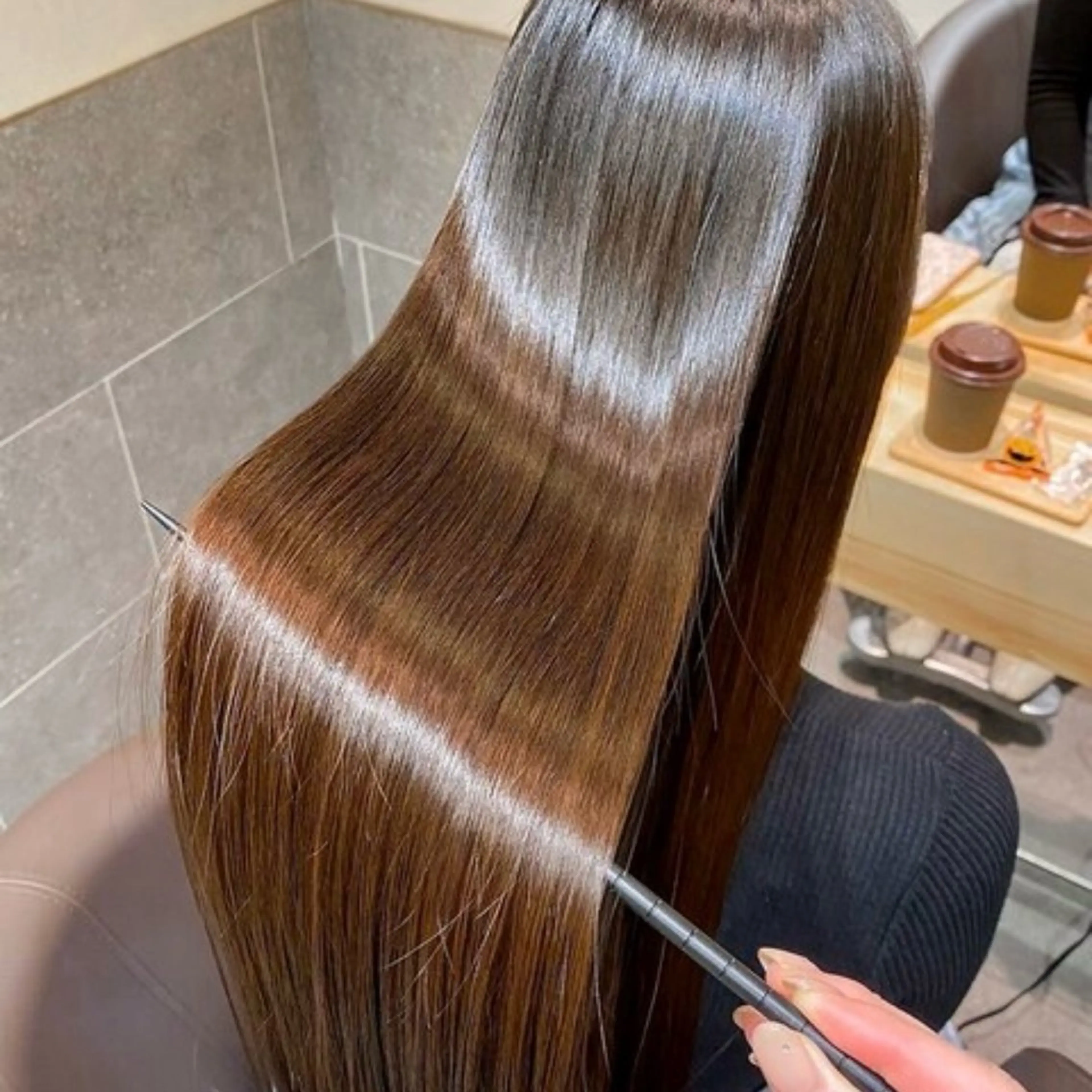 ロング 縮毛矯正 BISCO hair 小西冬馬 縮毛矯正のヘアスタイル