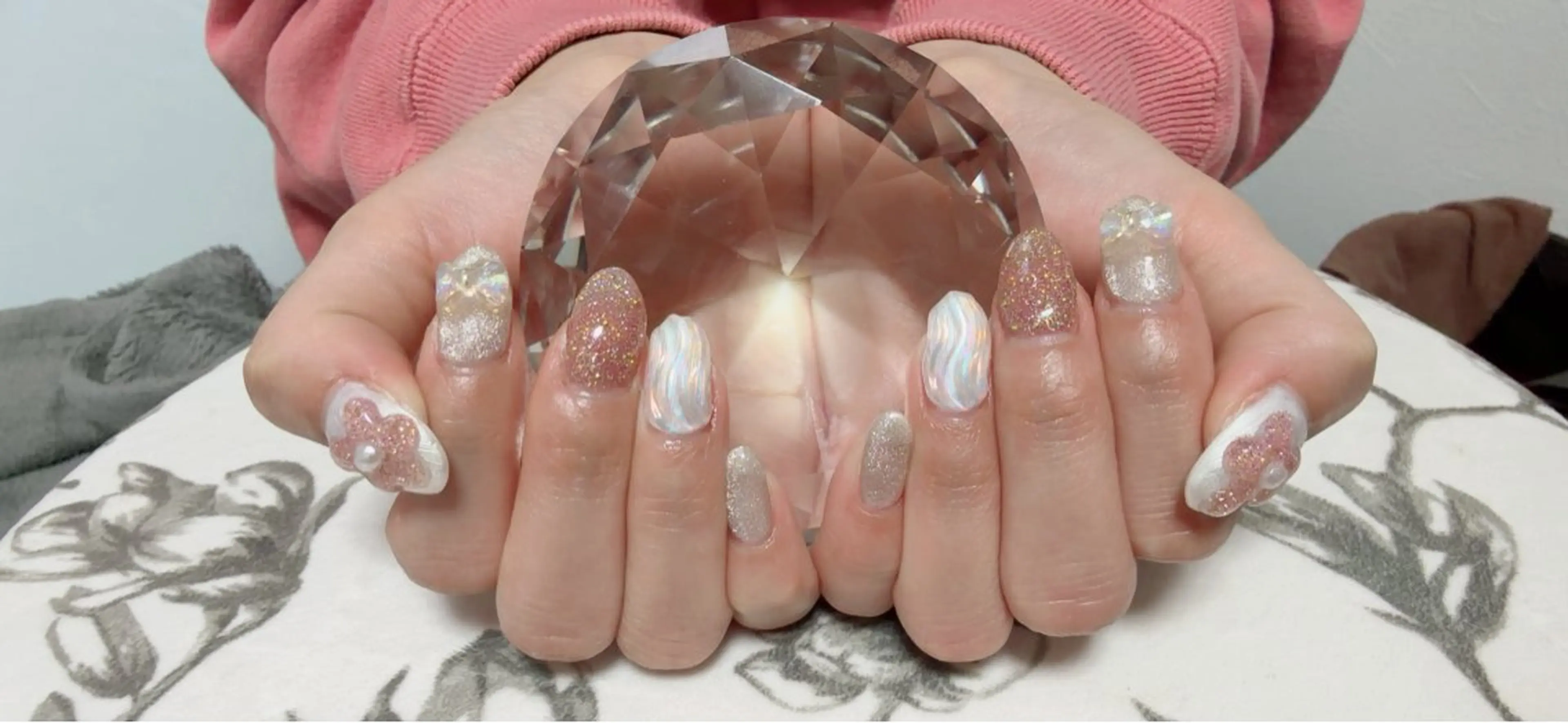 ネイル ハンドネイル Toujours 代表柳生理恵のネイルデザイン