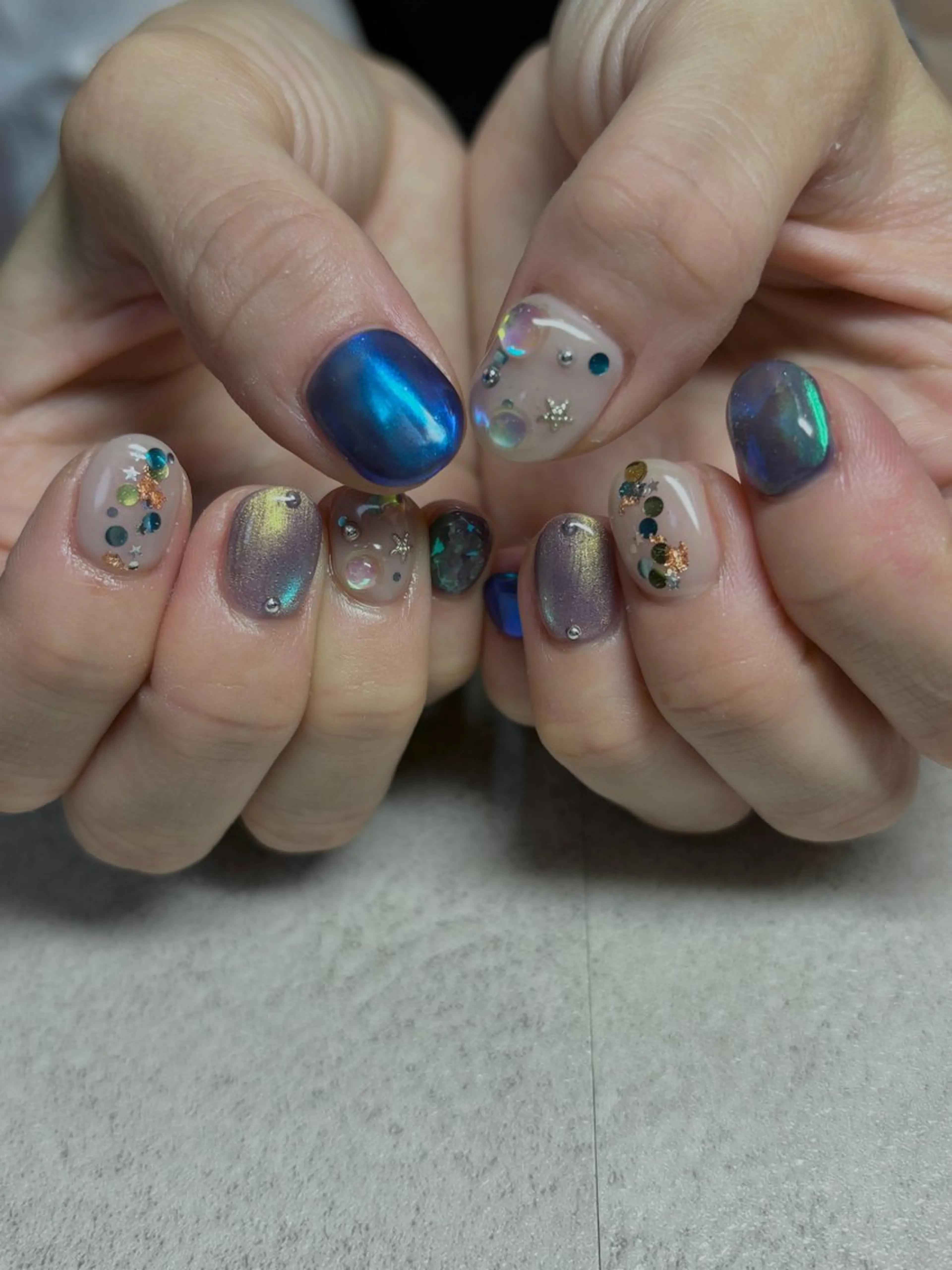 ネイル オーロラネイル ブルー 氷ネイル・うるうるネイル マグネットネイル ショートネイル ハンドネイル acs.n所属・ネイル，耳つぼ 風間すみれのその他イメージ
