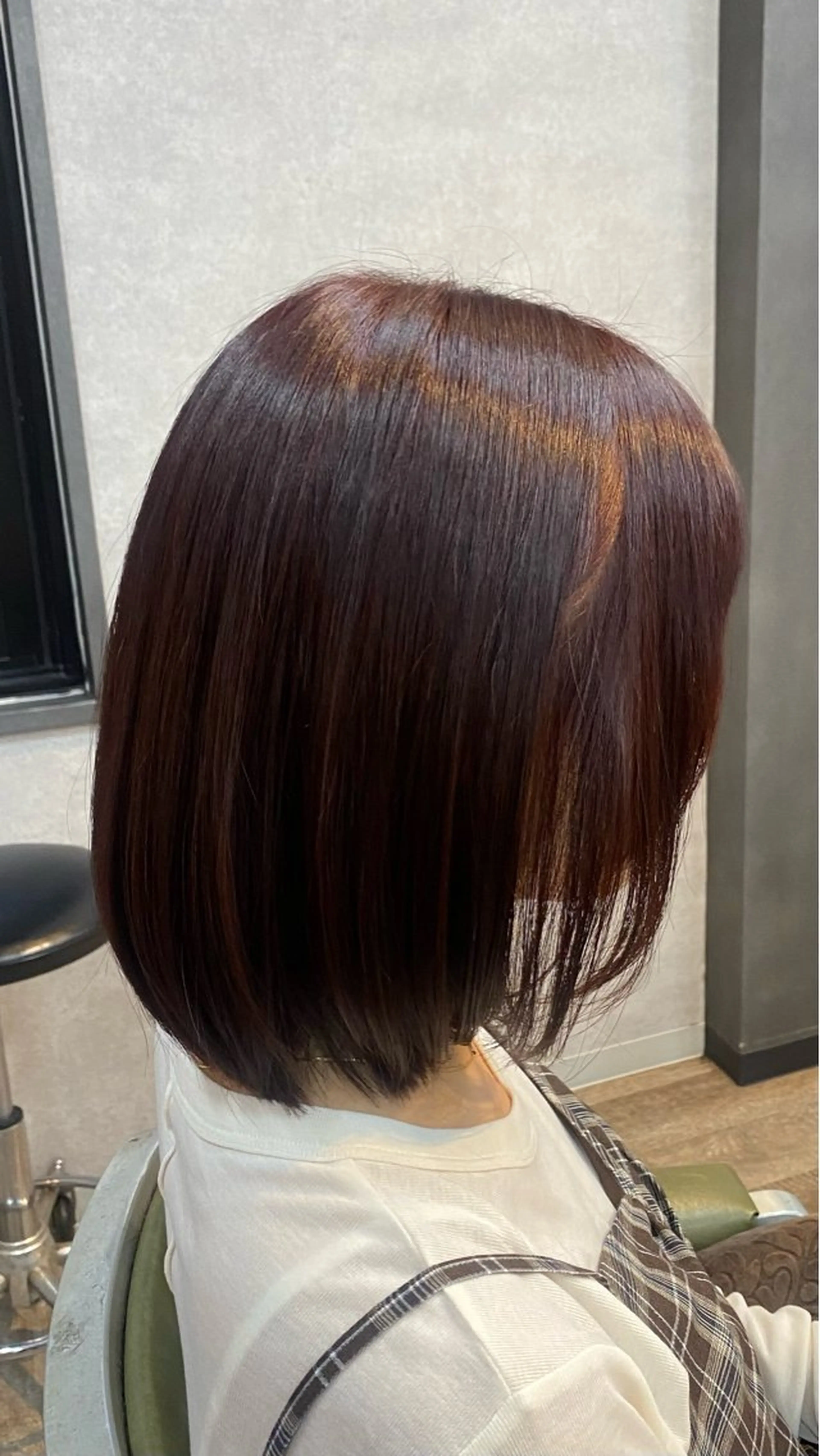 ミディアム カラー トリートメント ヘアカラー 飯田 雷晟のヘアスタイル