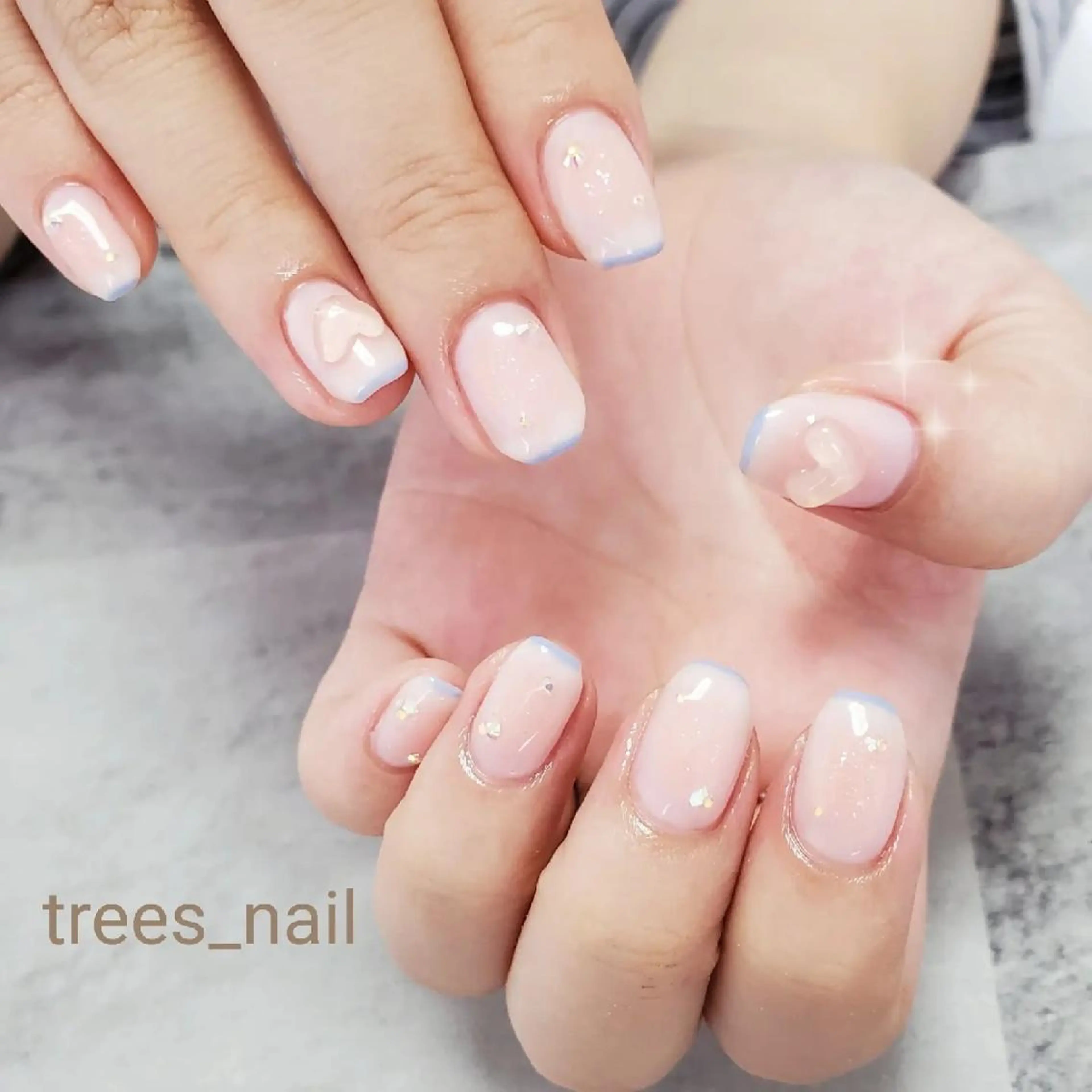 ネイル チークネイル クリアネイル ガーリー ハート キラキラネイル trees_ nailのネイルデザイン