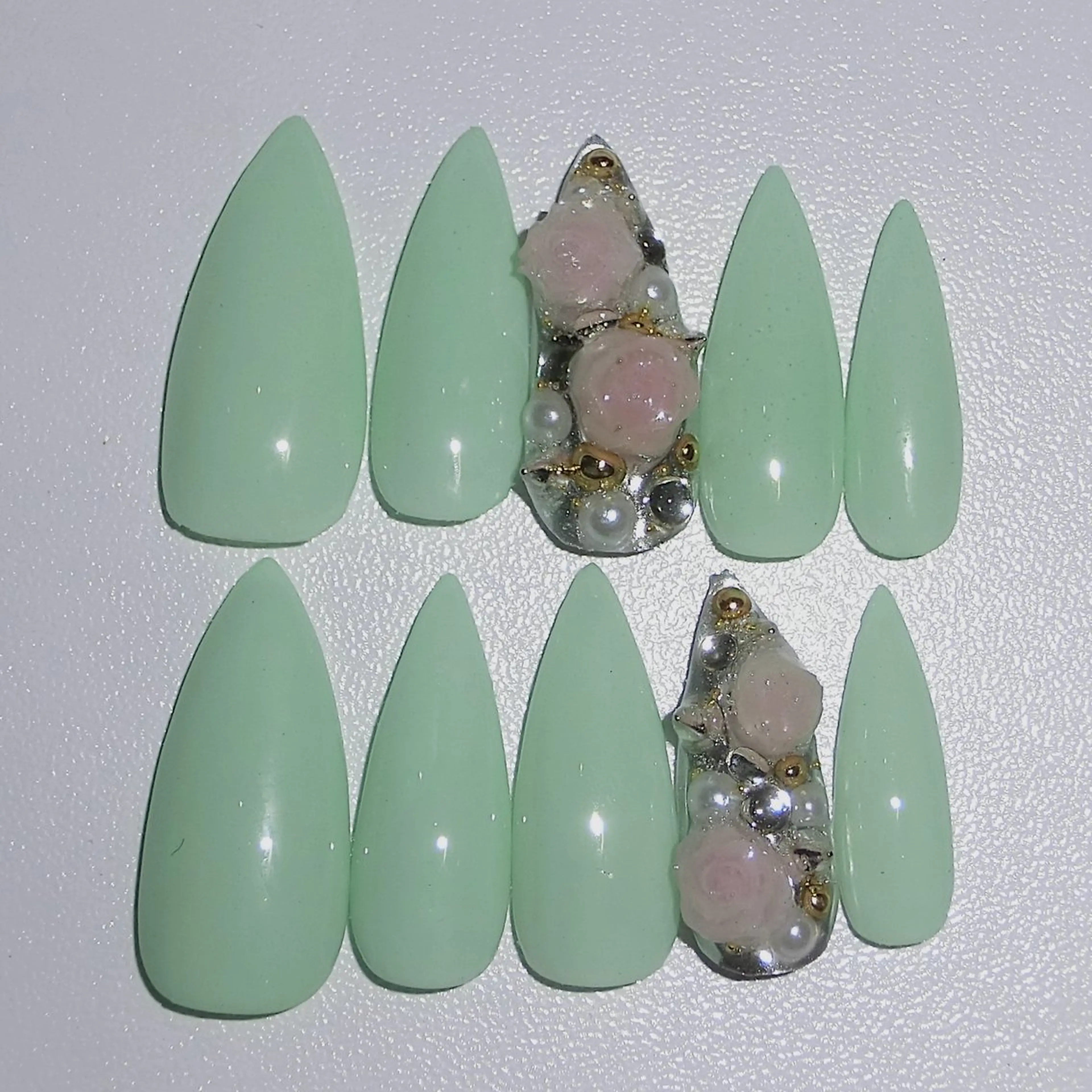 ネイル ハンドネイル ri nのネイルデザイン