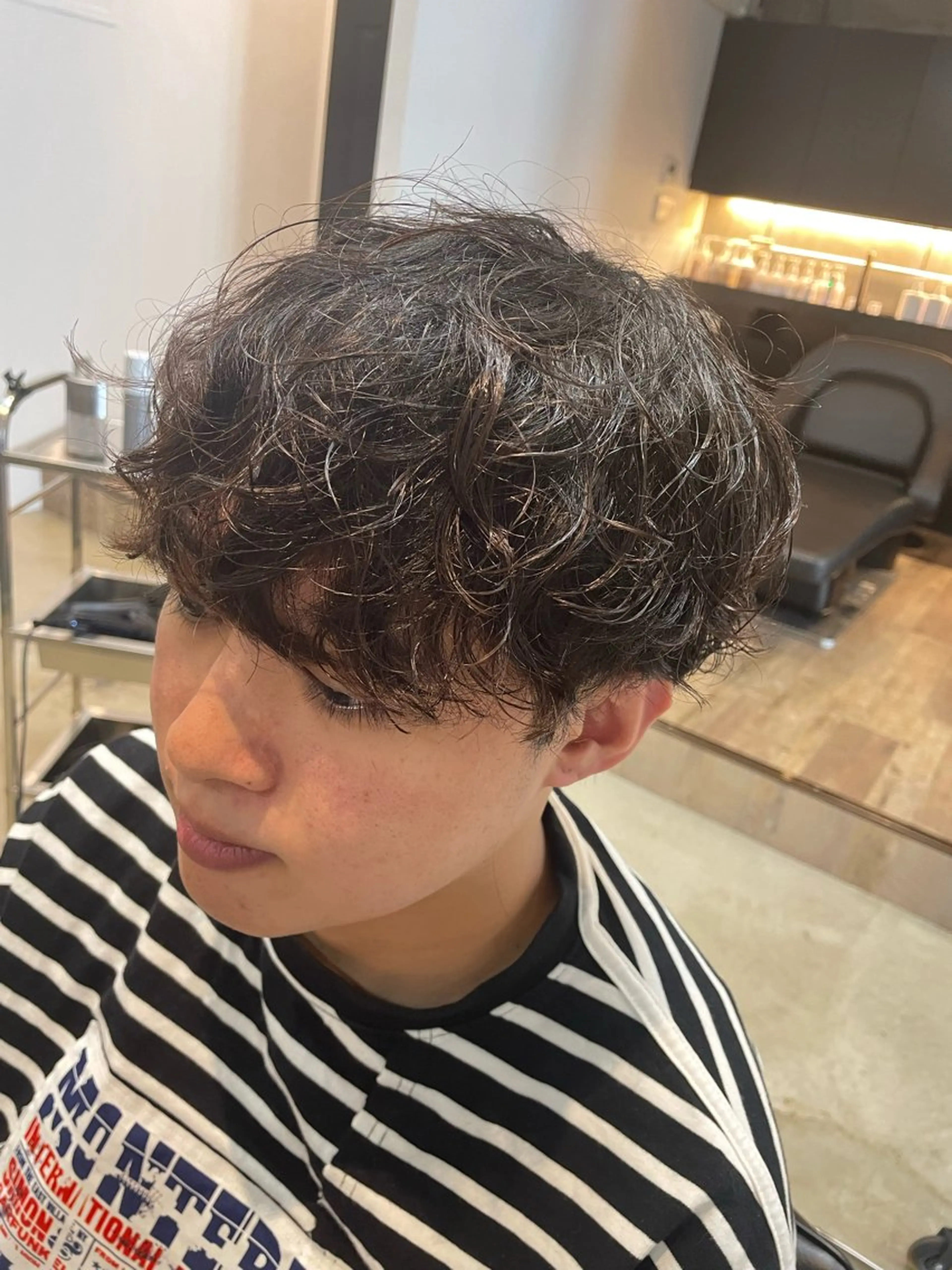 ショート パーマ メンズ メンズパーマ 小林 崇雅　ダウンパーマのヘアスタイル