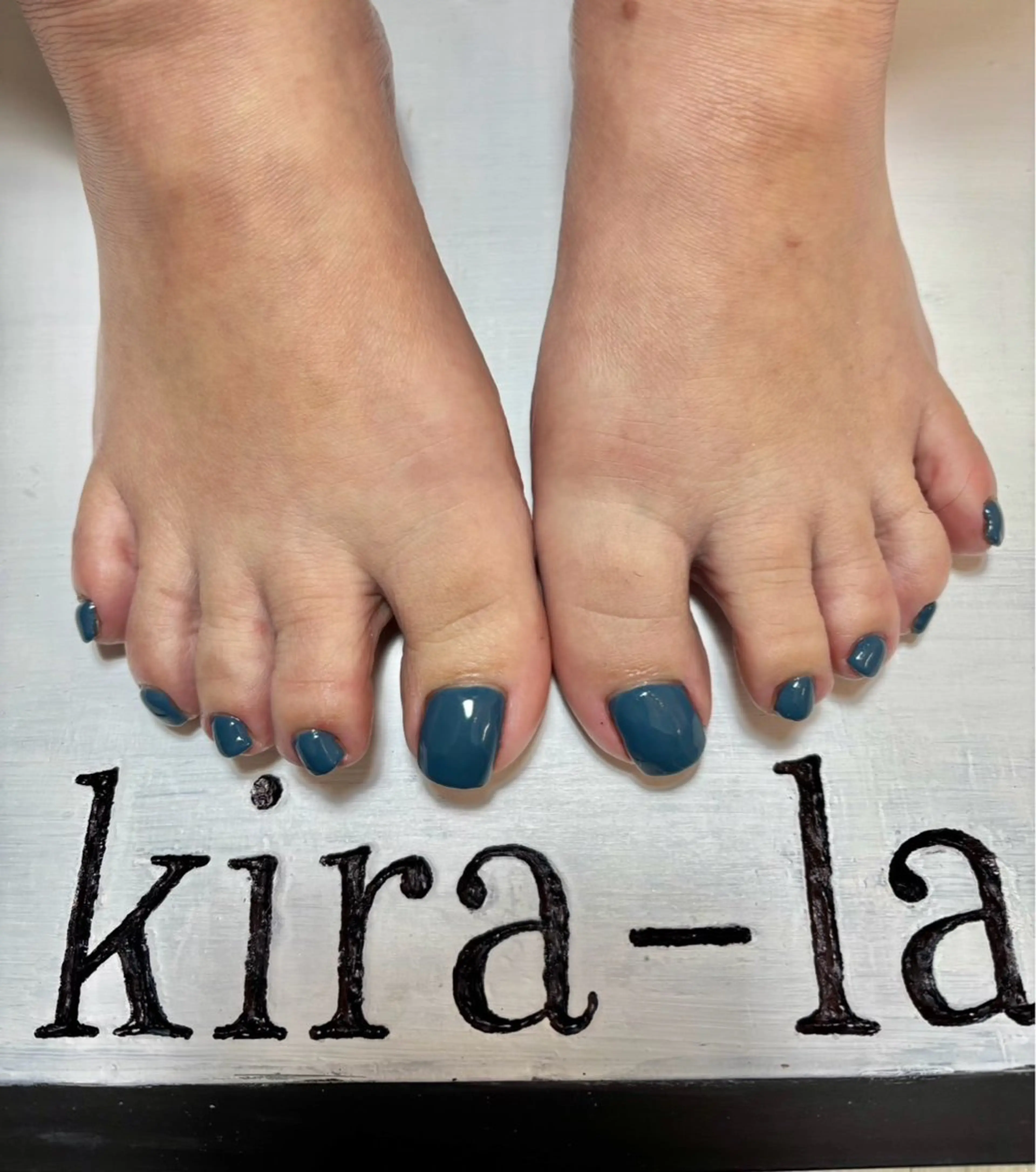ネイル ブルー フットネイル kira-la キララ･:*..のネイルデザイン