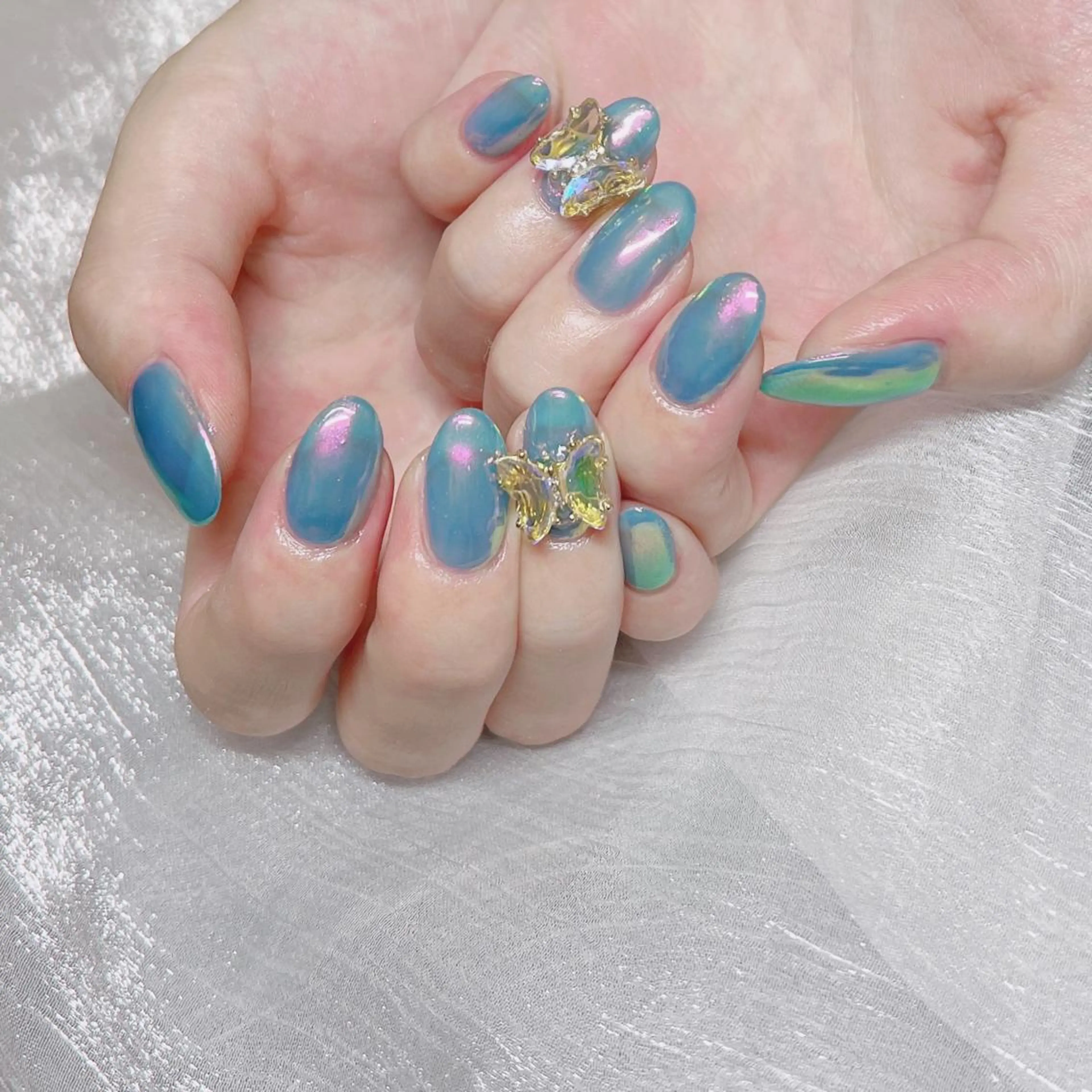 ネイル オーロラネイル フットネイル フレンチネイル ジェルネイル 韓国ネイル ハンドネイル ハンドケア 【ENサロン】 Rei🎀Nailのネイルデザイン