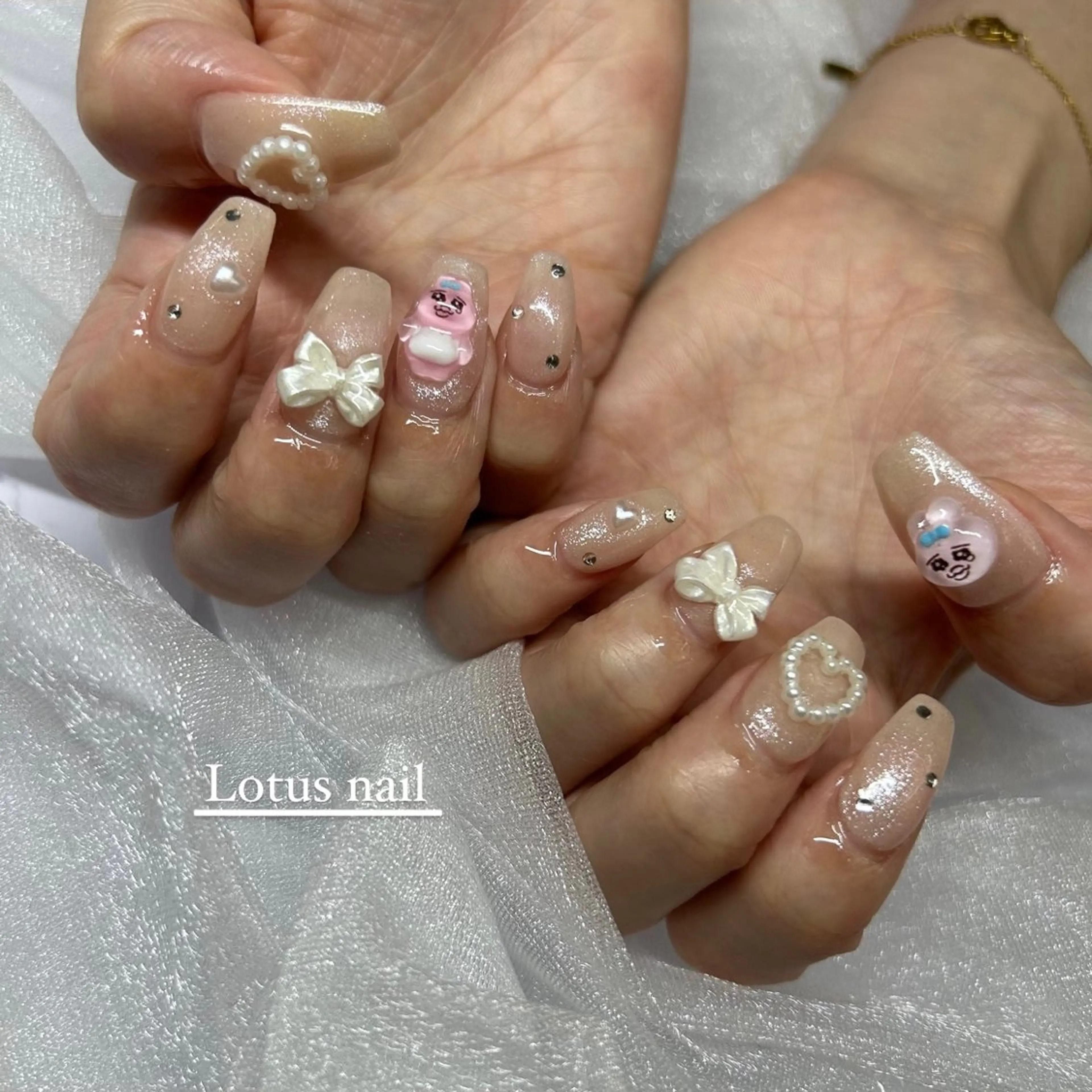 ネイル ハンドネイル privatesalon  Lotusnail所属・Lotus nailのネイルデザイン