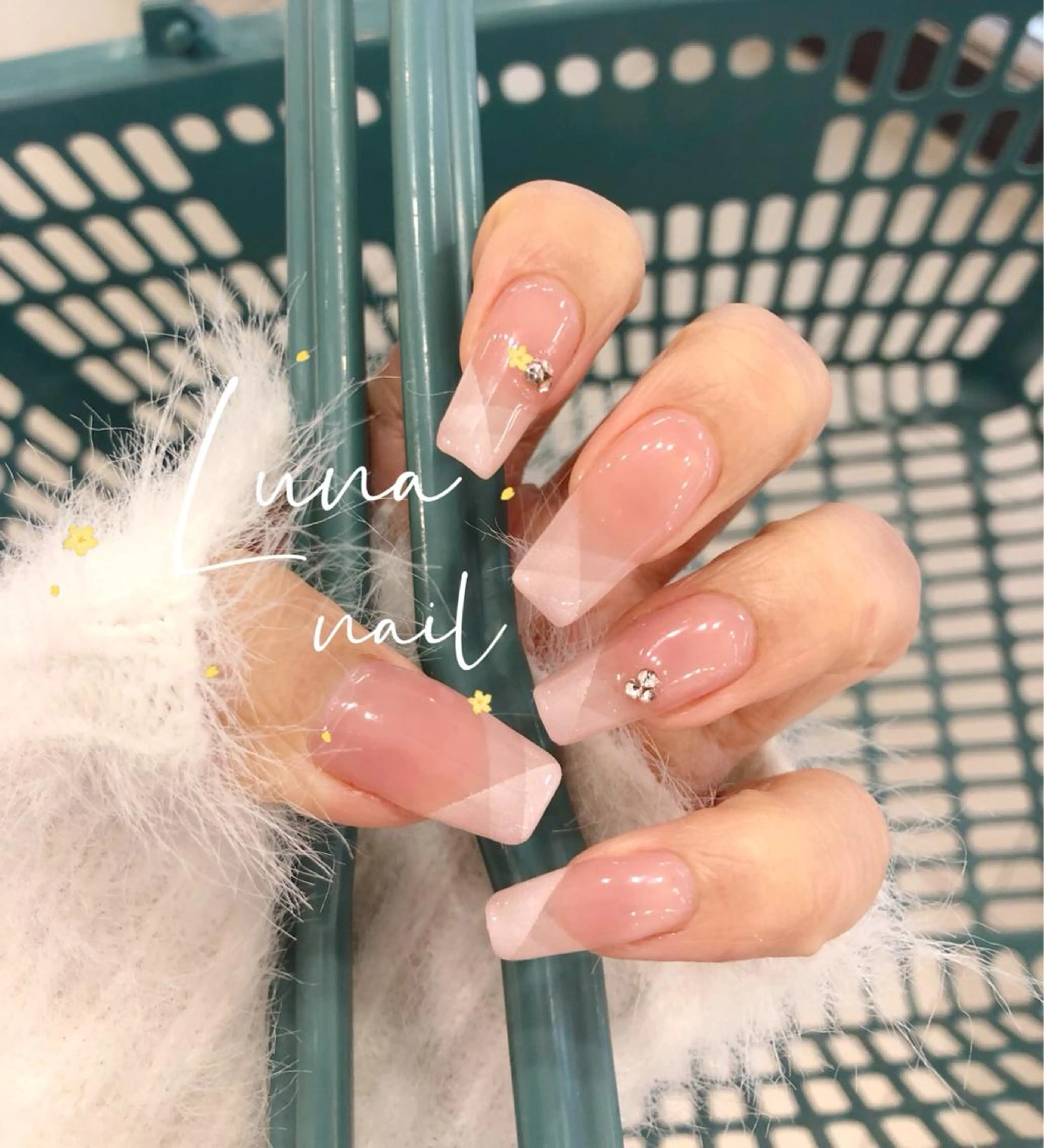 ネイル luna nail ＆eyelashのネイルデザイン