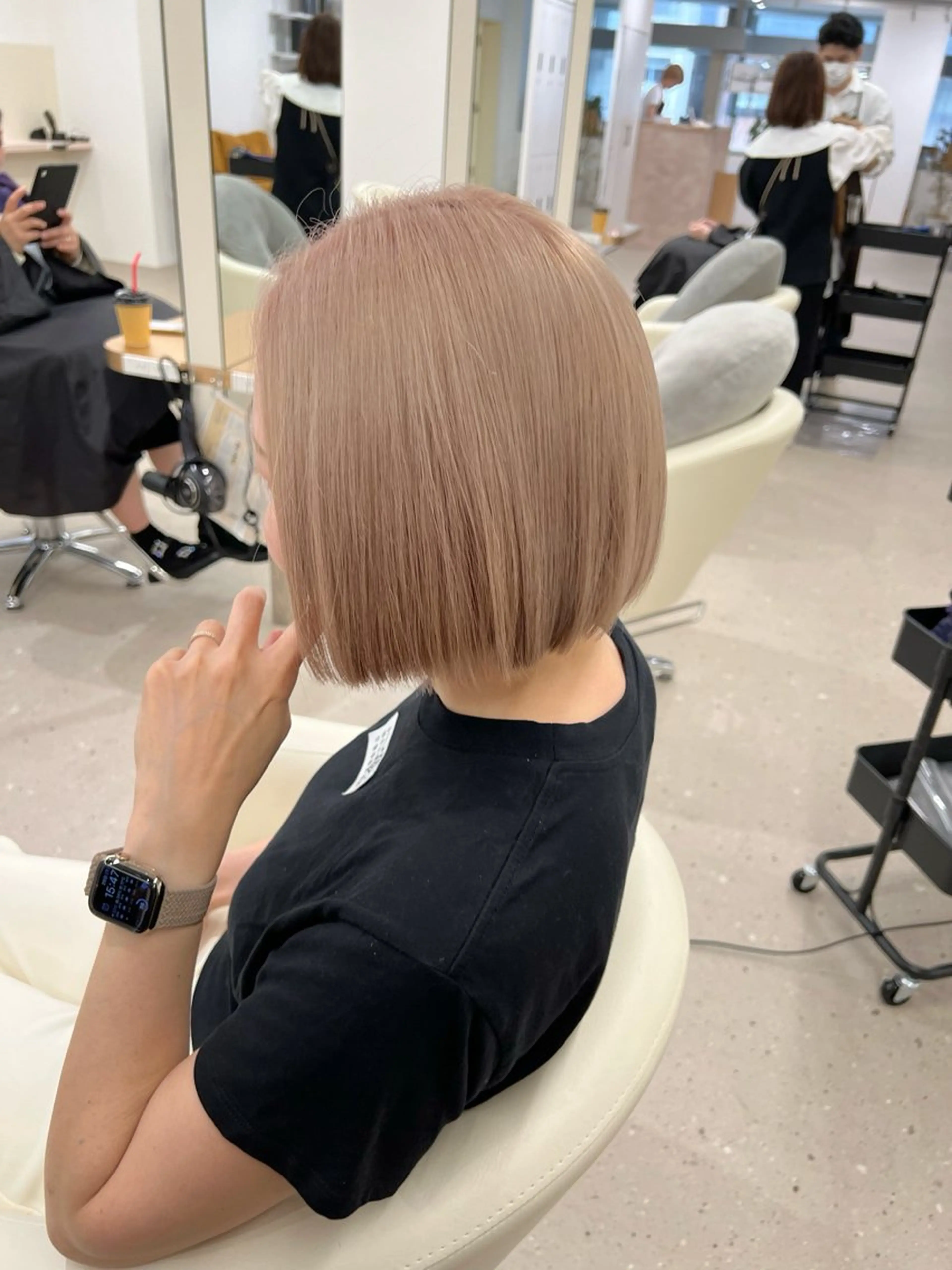 ショート カラー ベージュカラー ミルクティーベージュ ボブ ✨メンズ/パーマ/ 三宅 昌太✨のヘアスタイル