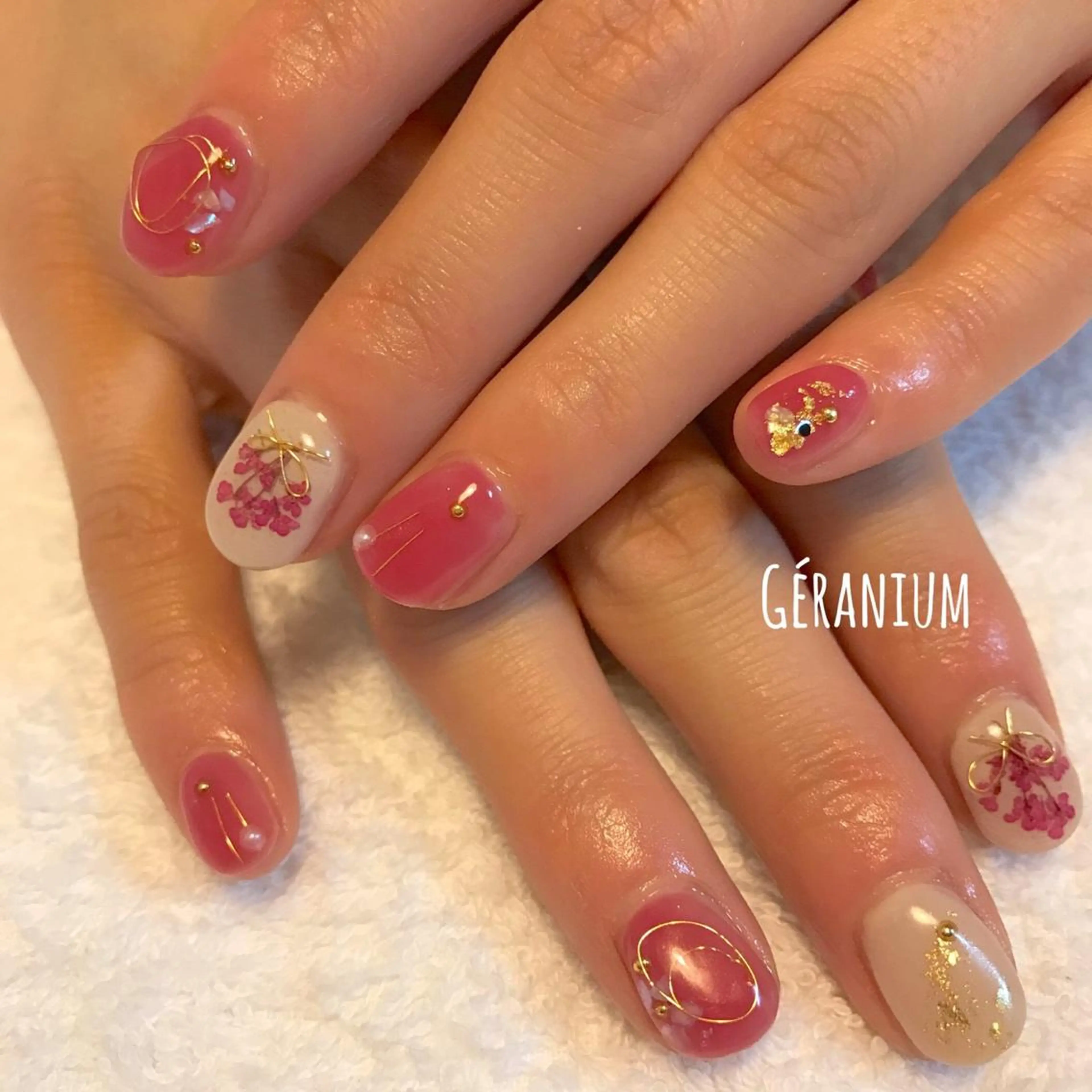 ネイル フラワーネイル GéRanium Harukaのネイルデザイン