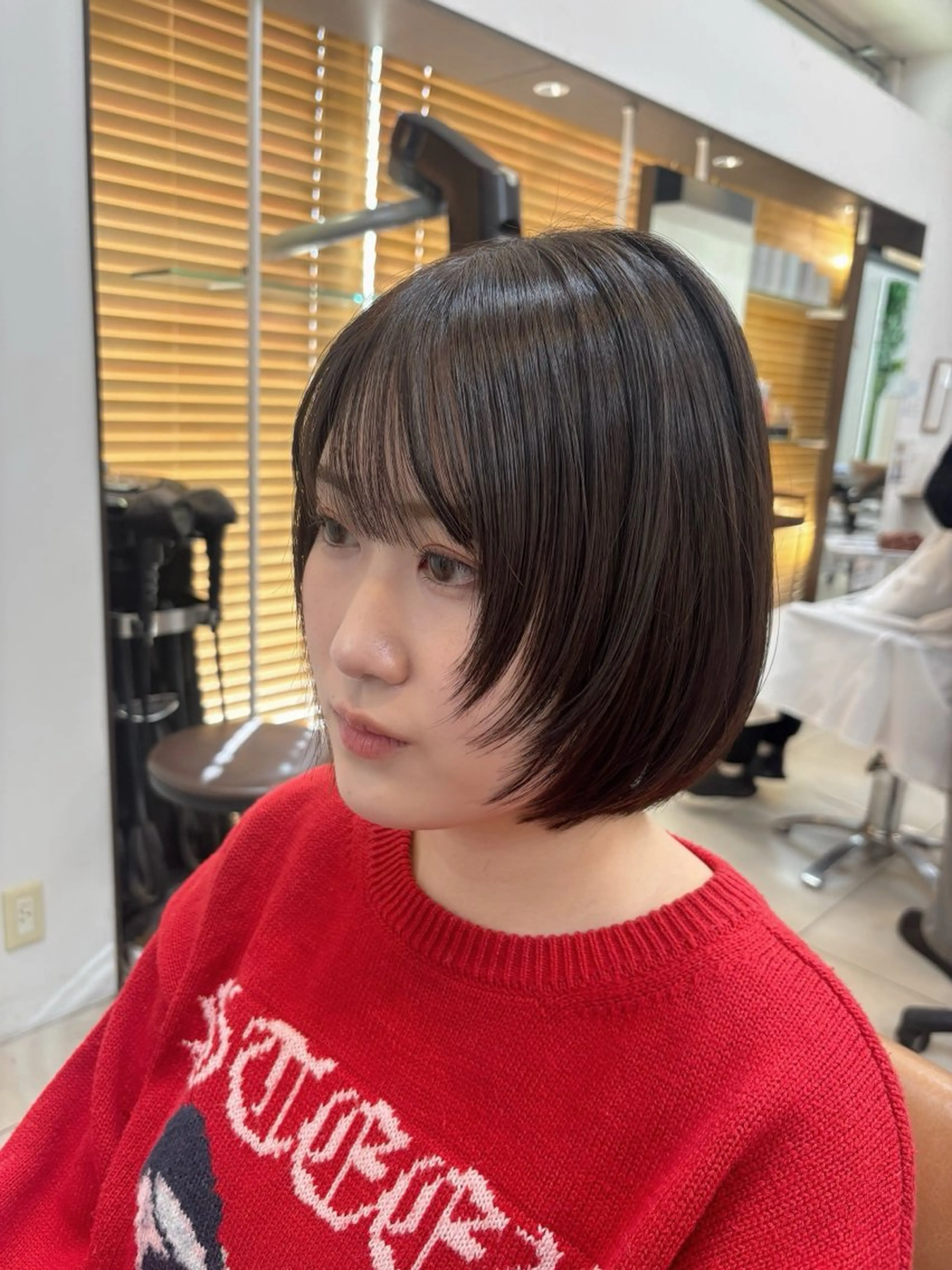 ショート カラー ボブレイヤー アッシュ ボブ 顔まわりレイヤー レイヤーカット カット ヘアカラー 頭皮×髪質改善 透明感カラー💎中村のヘアスタイル
