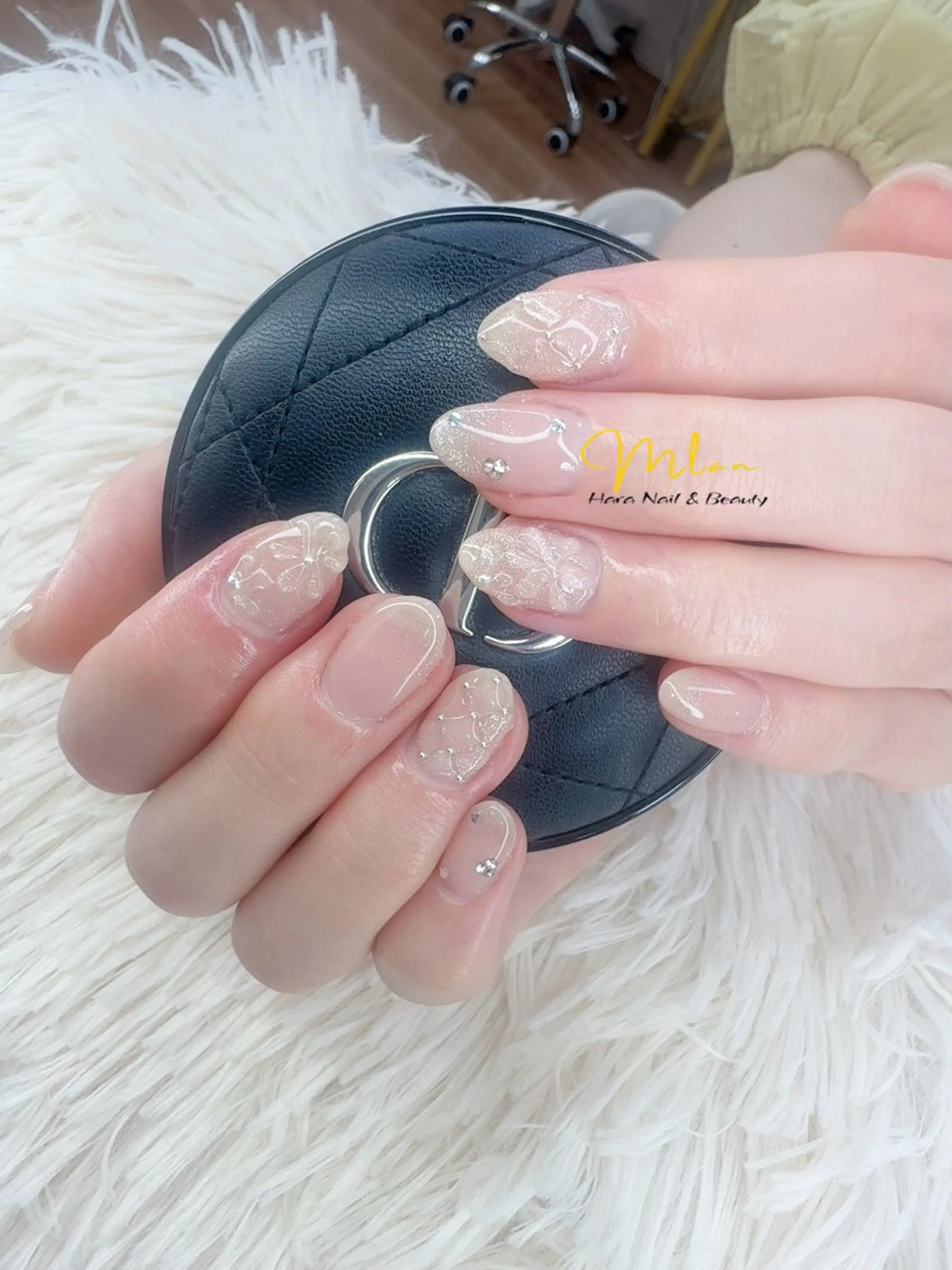 ネイル フットネイル フレンチネイル 韓国ネイル マグネットネイル ニュアンスネイル ハンドネイル Mlan Nailのネイルデザイン