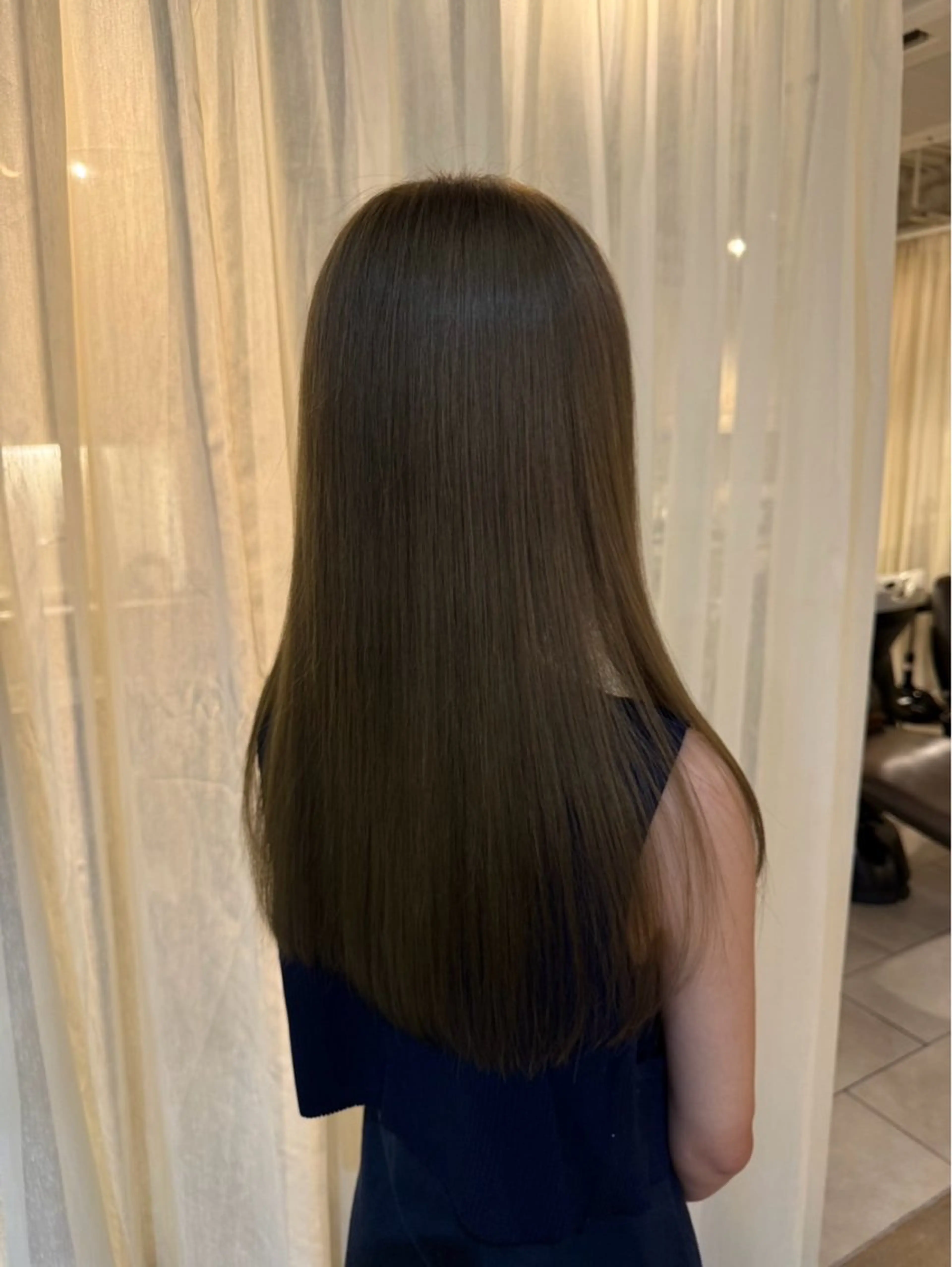 ロング 藤原 百花のヘアスタイル