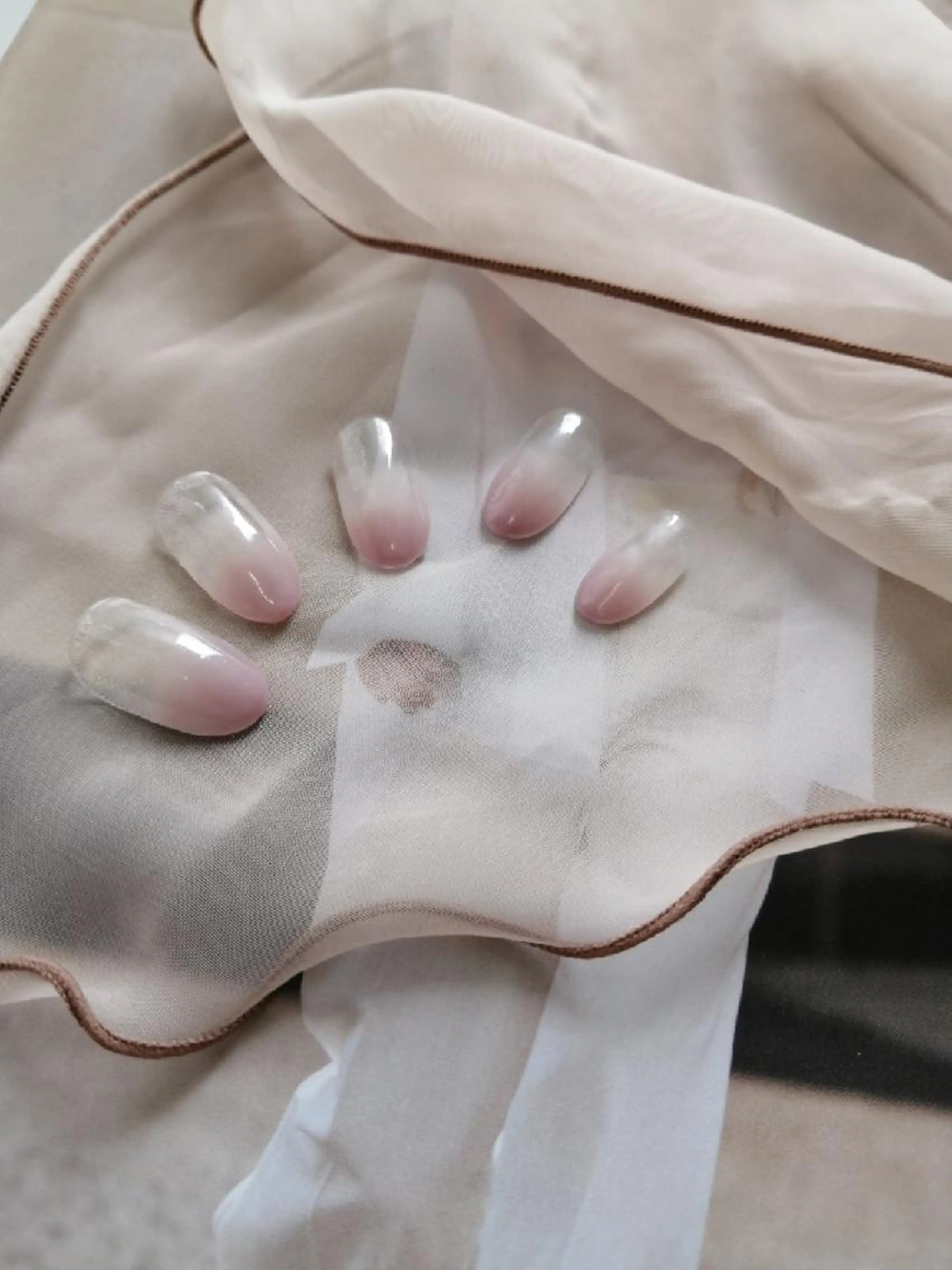 カラーグラデーション💅　（オフ込）お好きなお色カラーチャートからお選び下さい💐の写真