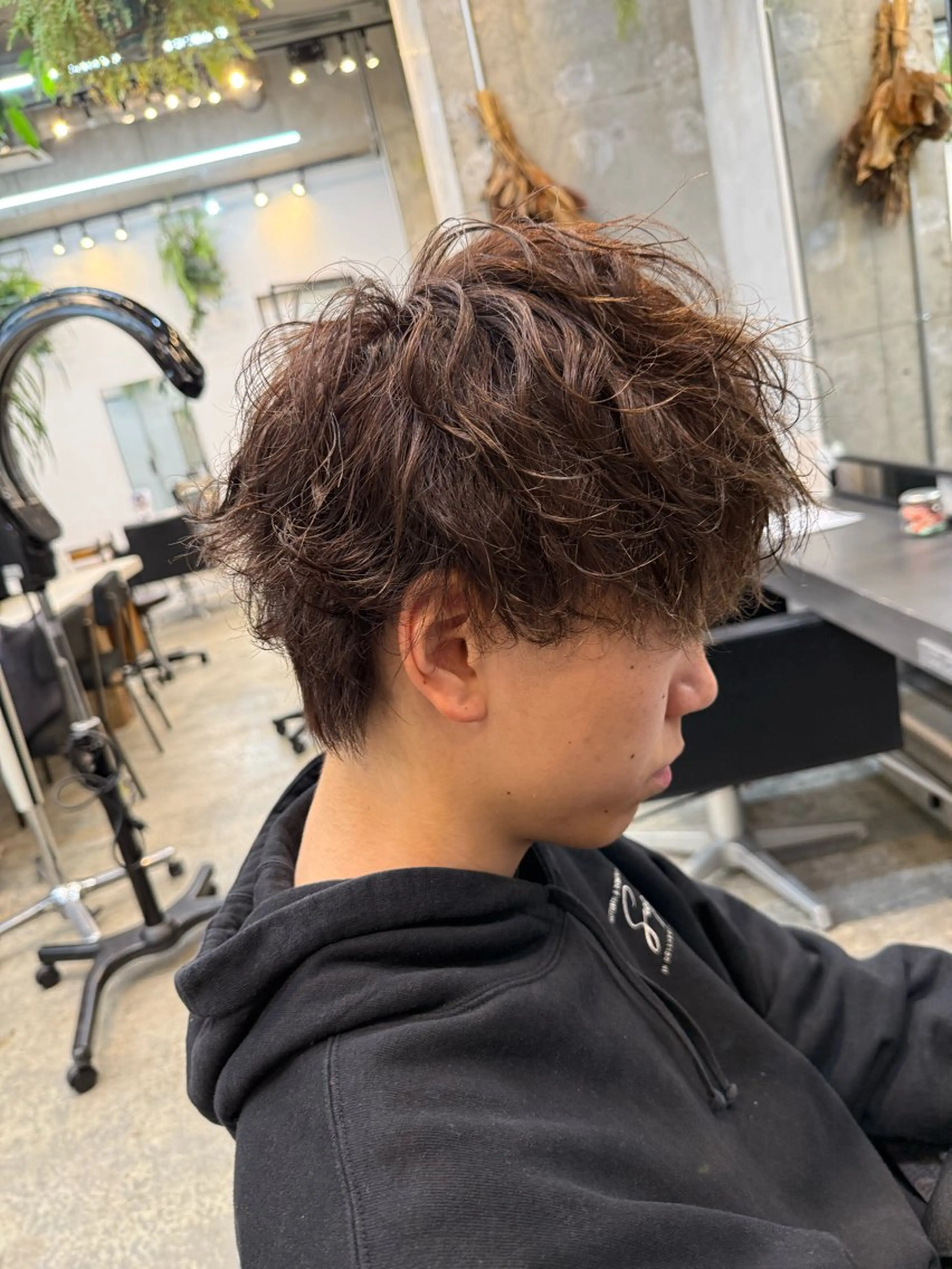 パーマ メンズ マッシュ メンズパーマ スパイラルパーマ 川口開世 cutのヘアスタイル