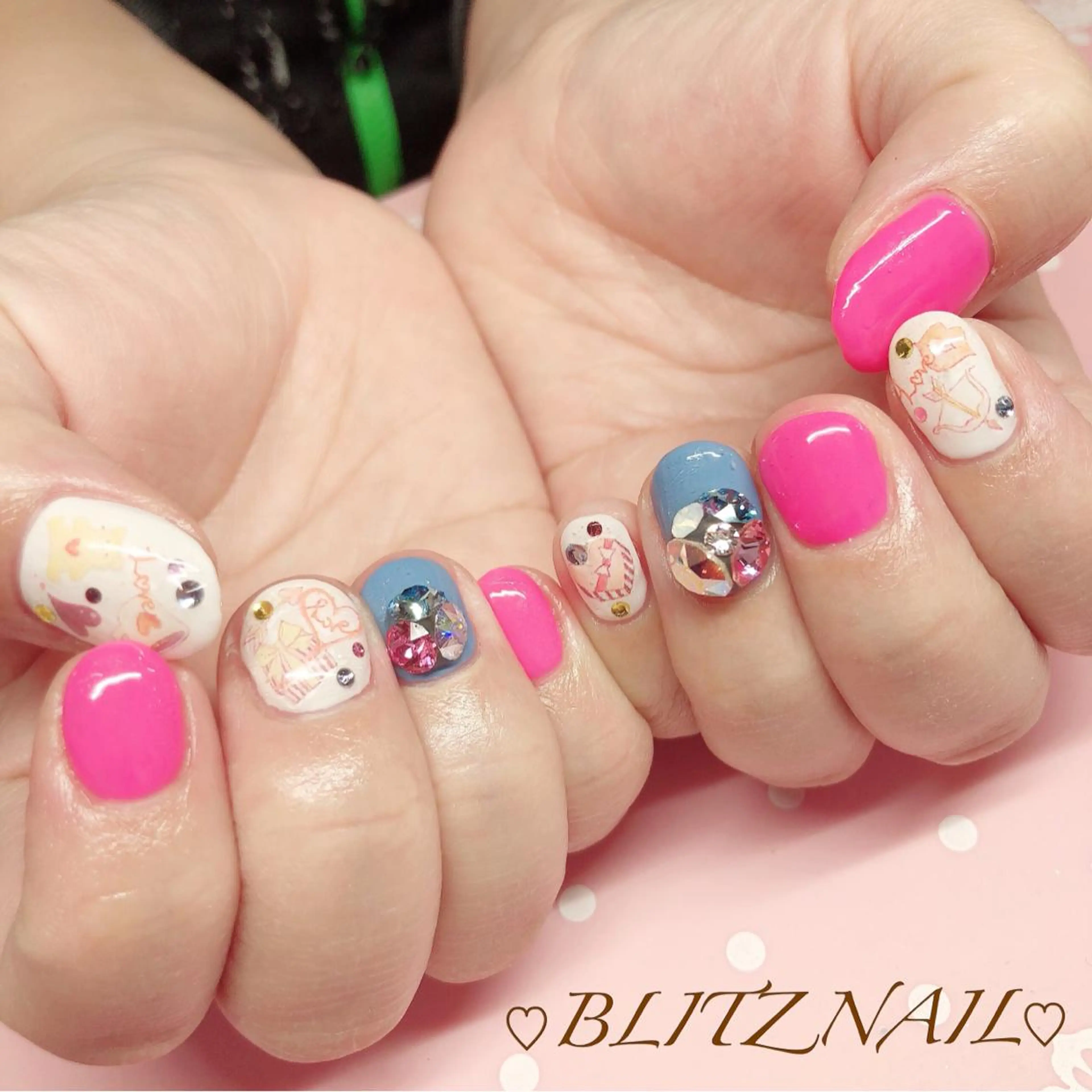 ネイル BLITZ Nail 岩田💅🏻✨のネイルデザイン