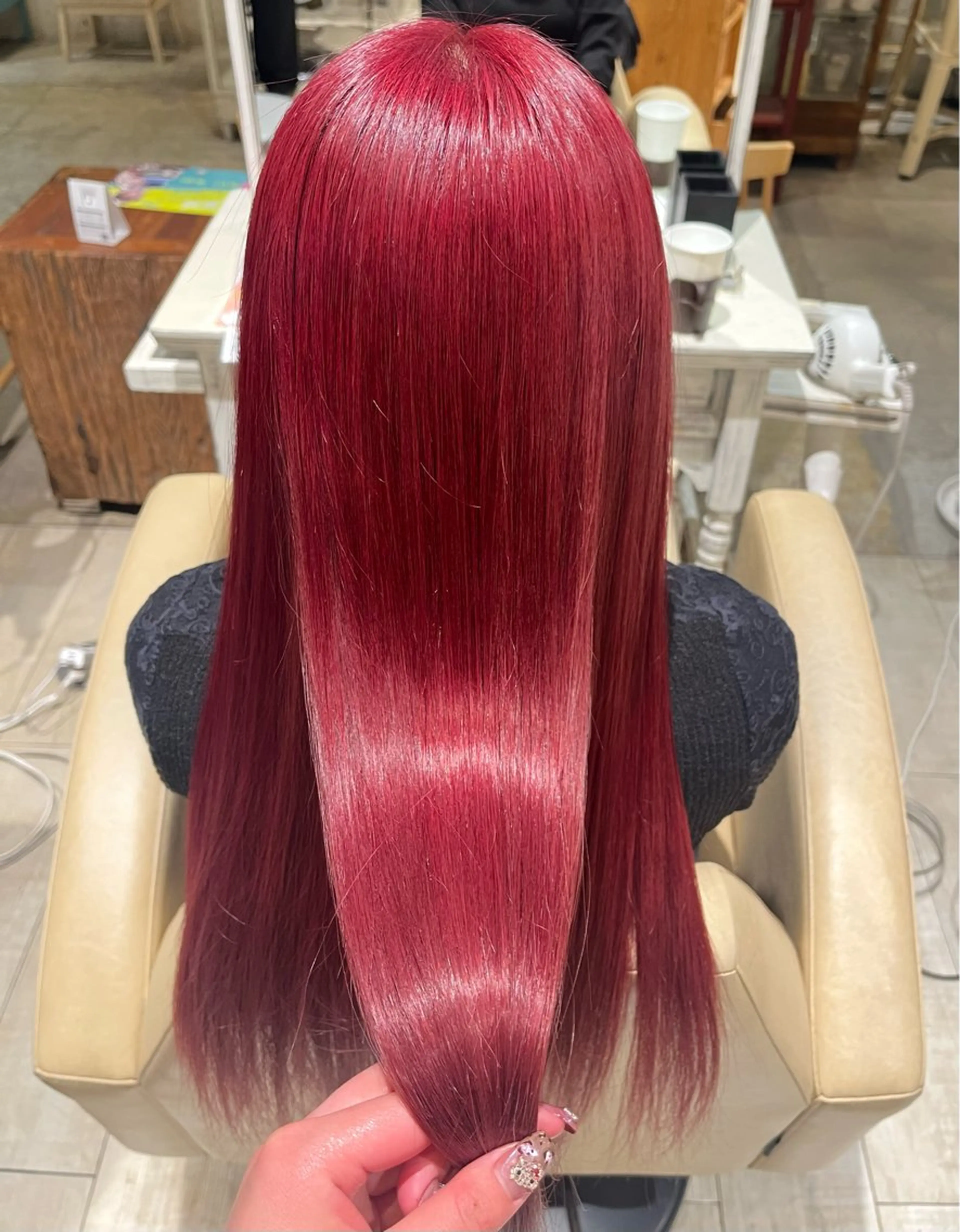 ロング カラー ダブルカラー レッドカラー ヘアカラー さとう ちほみ🐼のヘアスタイル