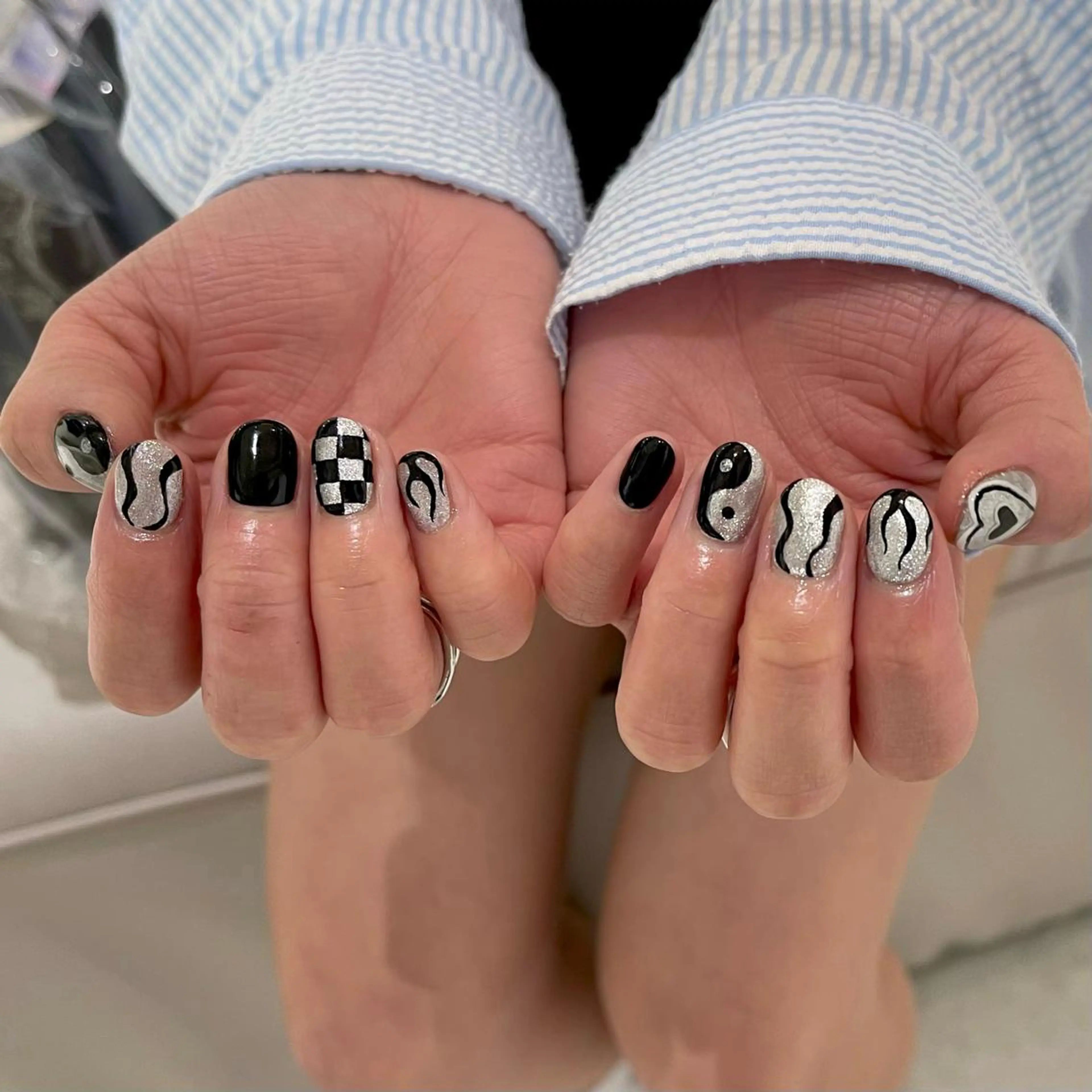 ネイル ハンドネイル ハンドケア esby Loely MIZUKIのネイルデザイン