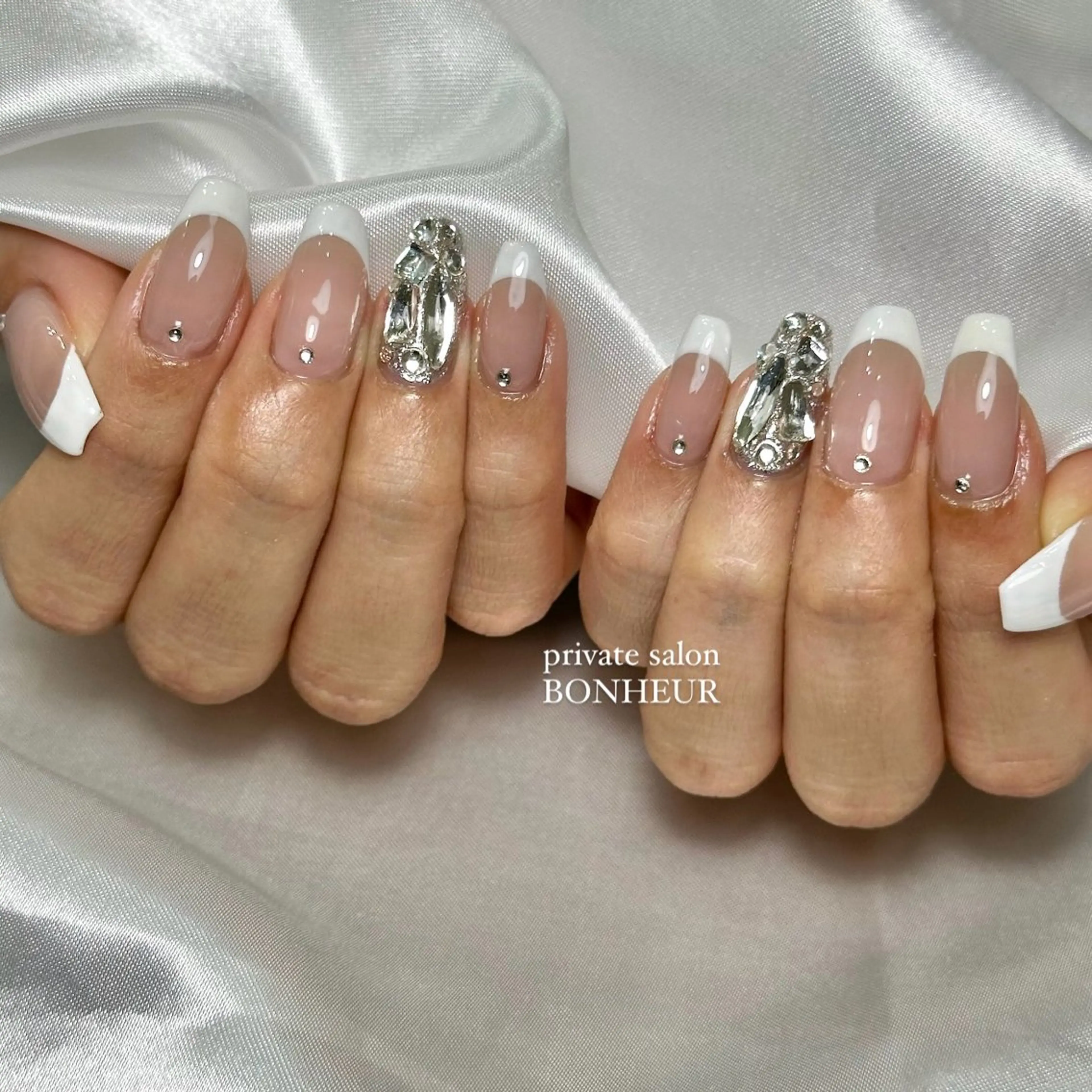 ネイル BONHEUR Annaのネイルデザイン