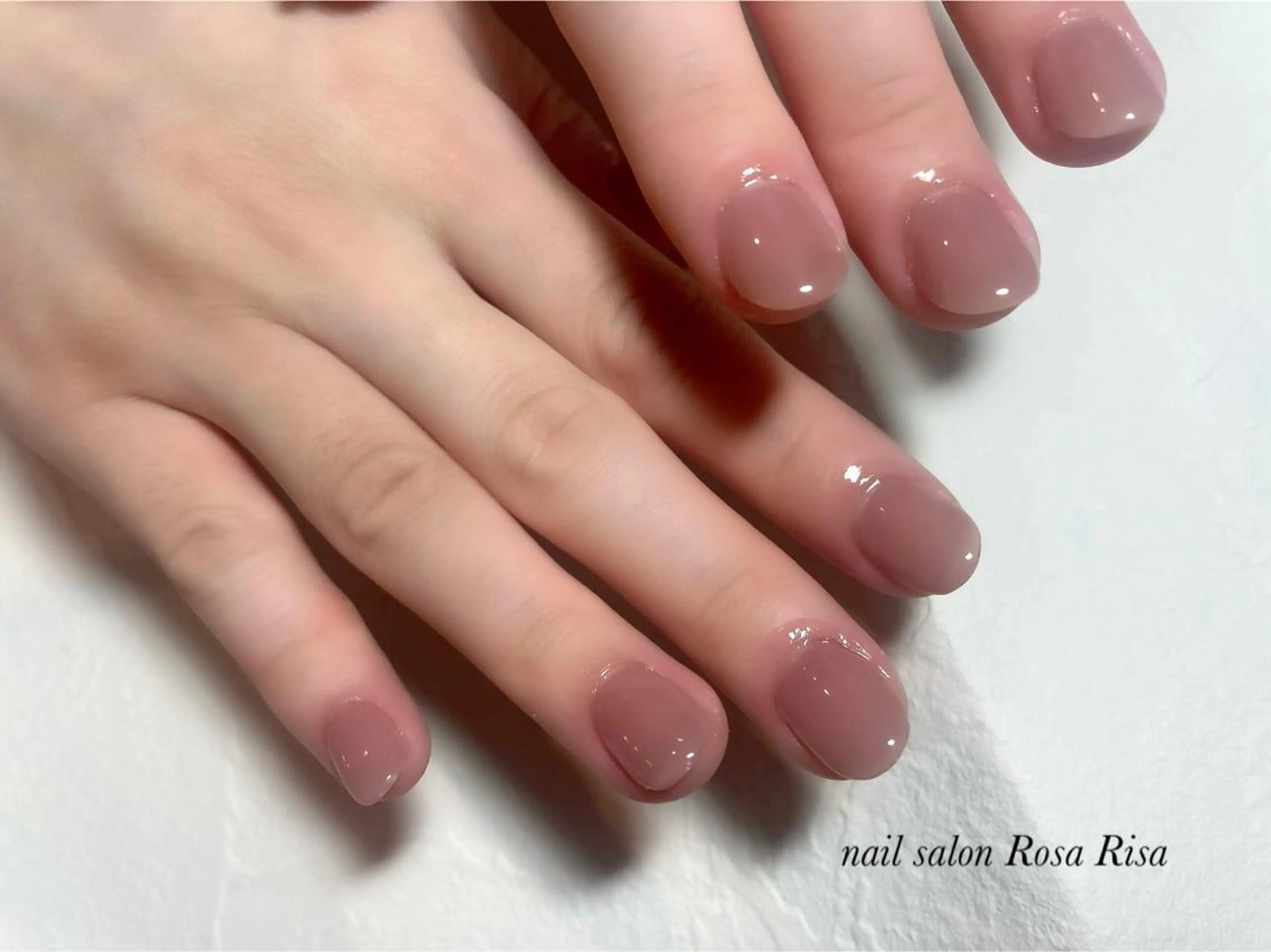 ショート ネイル ハンドネイル ネイルスタジオ シェイクユアハンズのネイルデザイン