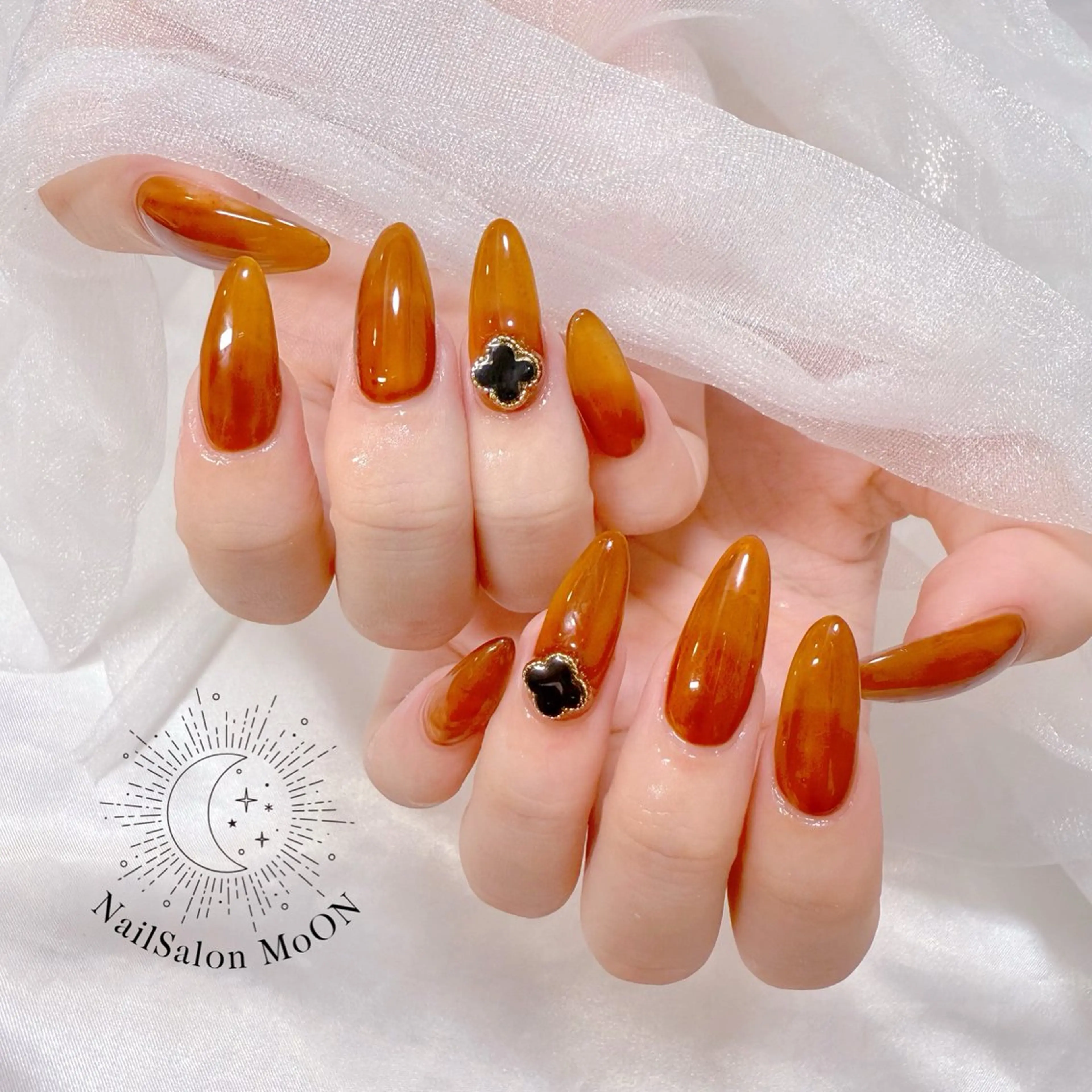 ネイル ハンドネイル ハンドケア MoON...❤︎ MeGuのネイルデザイン