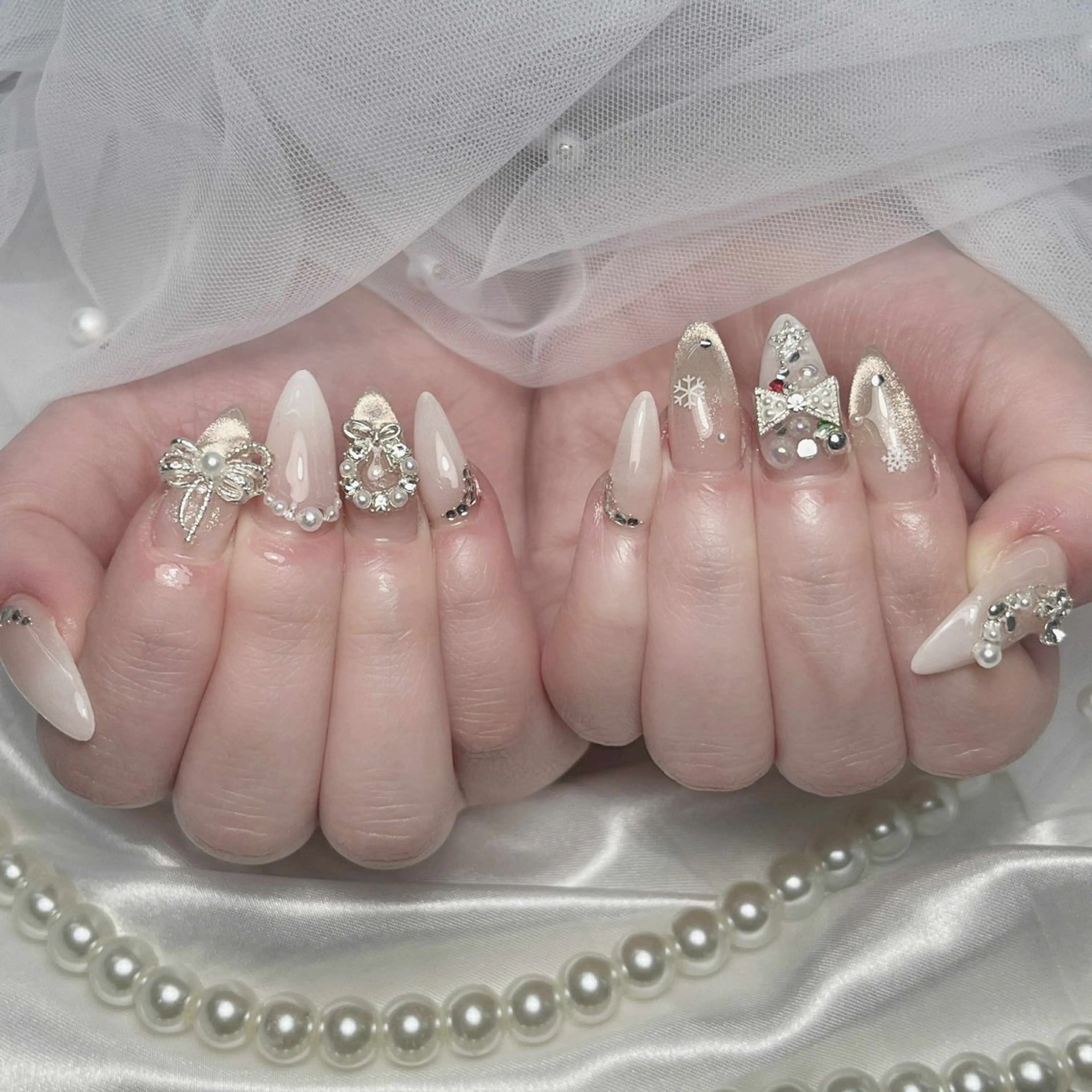 ネイル アートネイル オーロラネイル ブラウン ジェルネイル グラデーション ハンドネイル Nova Nail Shinsaiのネイルデザイン