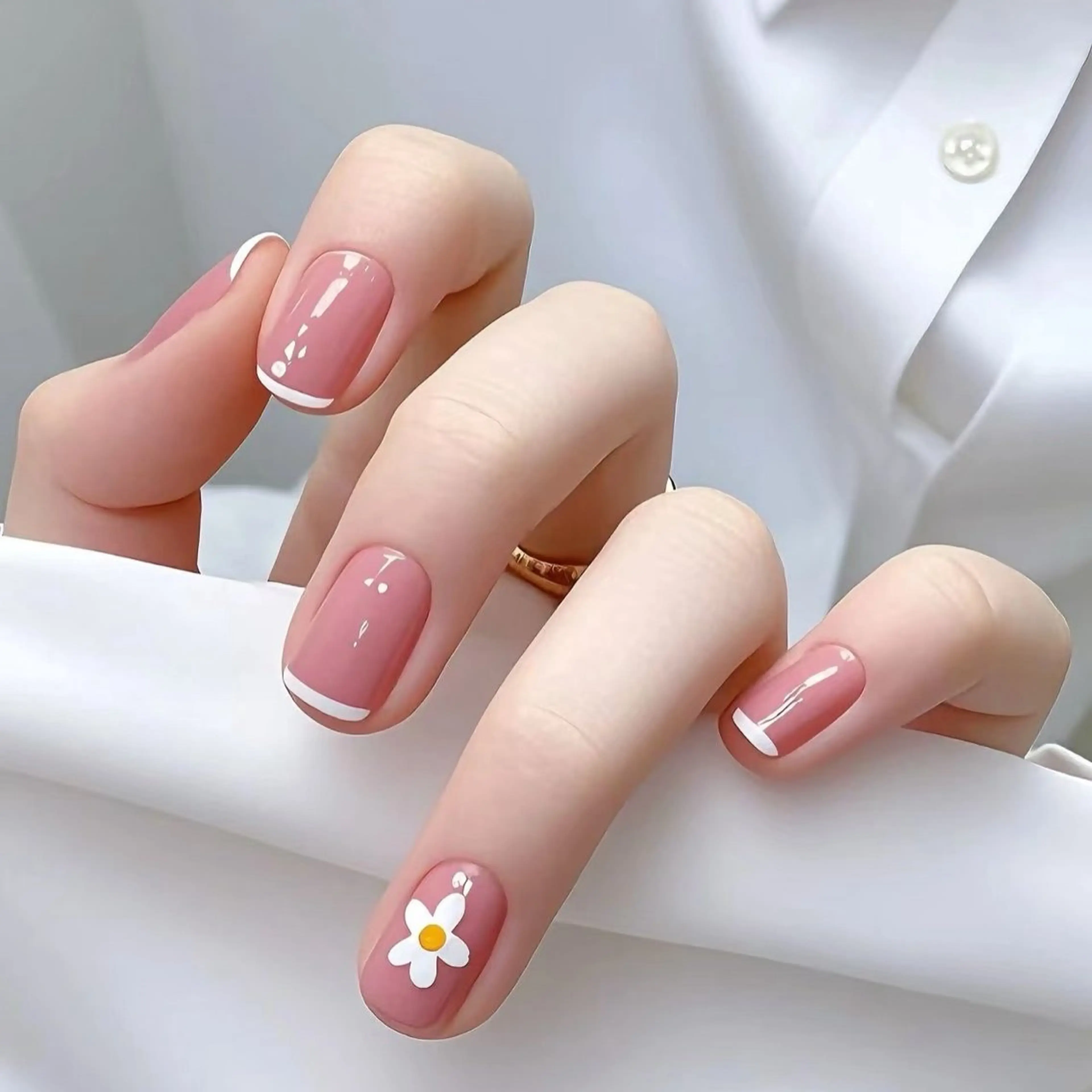 ネイル ハンドネイル 🎀代々木🎀 Pinkyのネイルデザイン