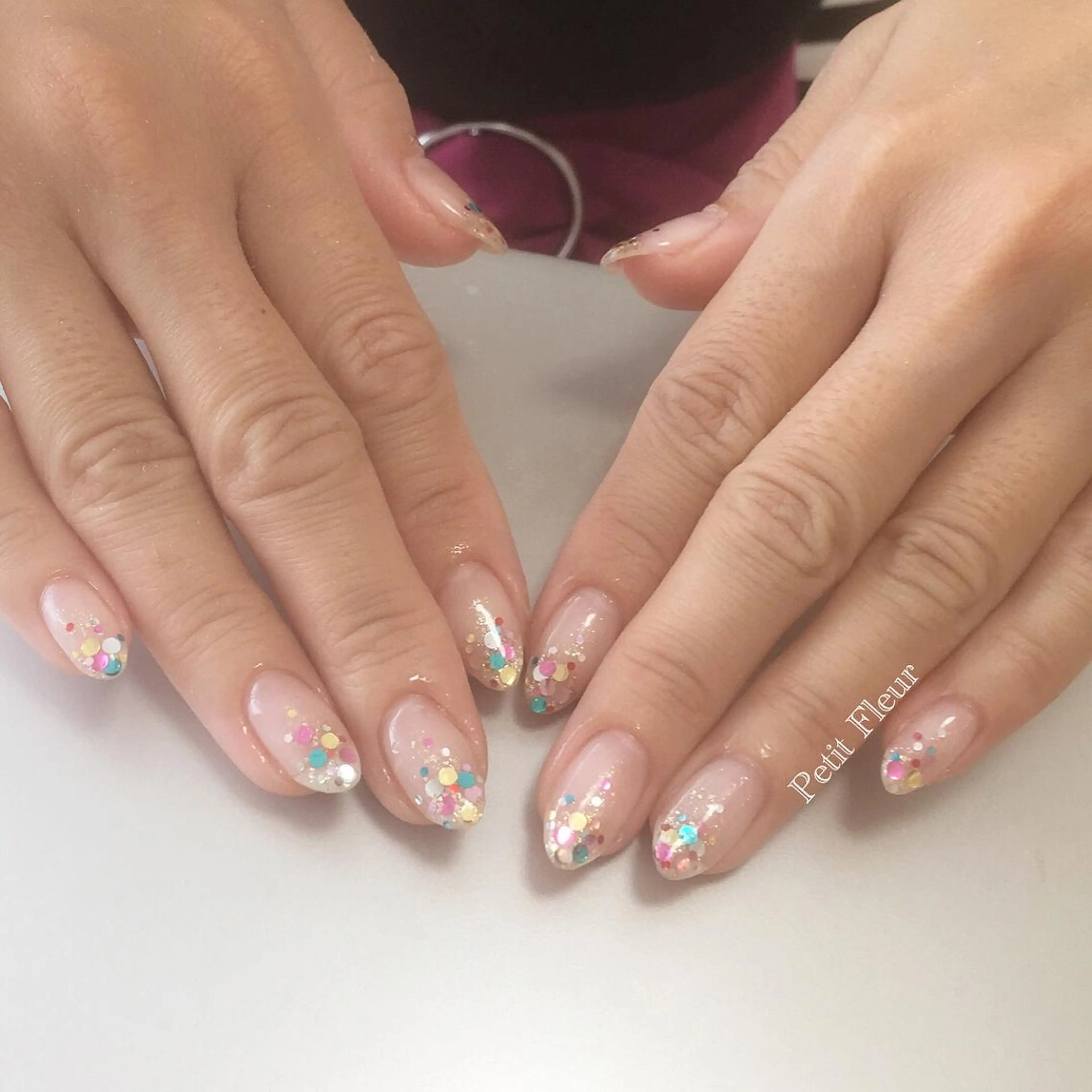 ネイル クリアネイル ホログラムネイル キラキラネイル ラメ(グリッター) Petit Fleur所属・青柳 亜梨奈のマツエク・マツパデザイン