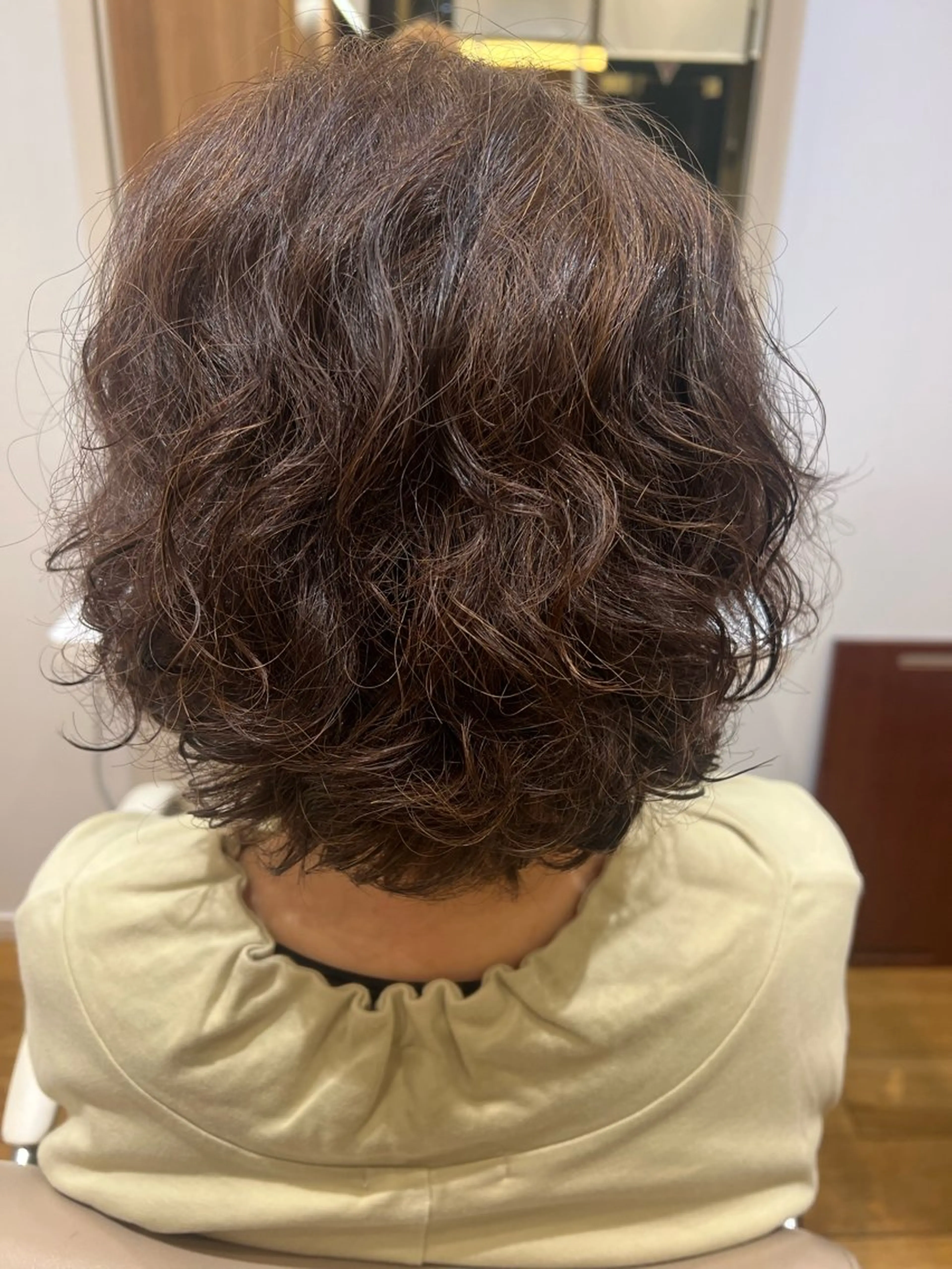 ショート 村中 逸紀のヘアスタイル
