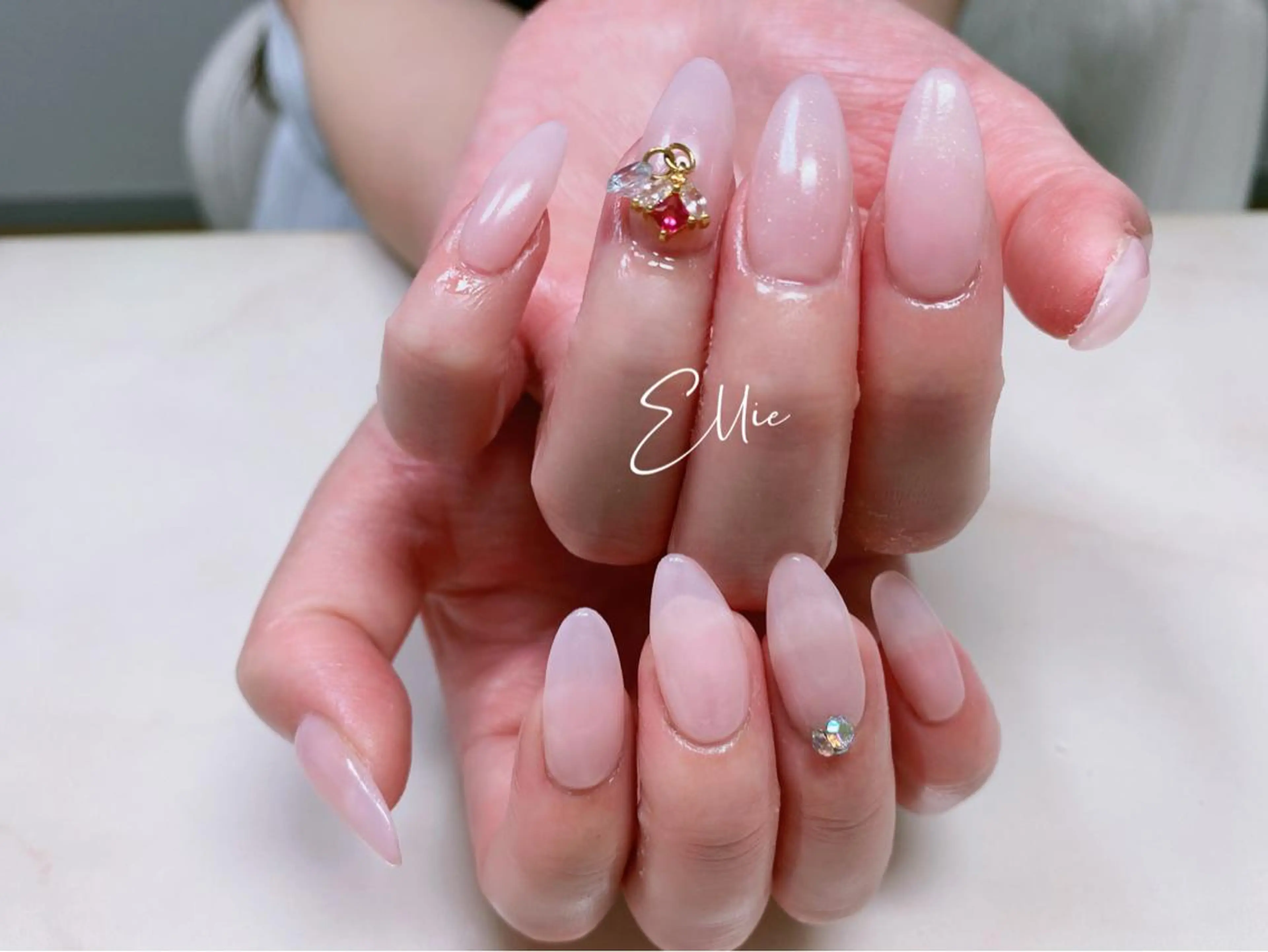 ネイル ハンドネイル ハンドケア ♡Ellie ♡のネイルデザイン