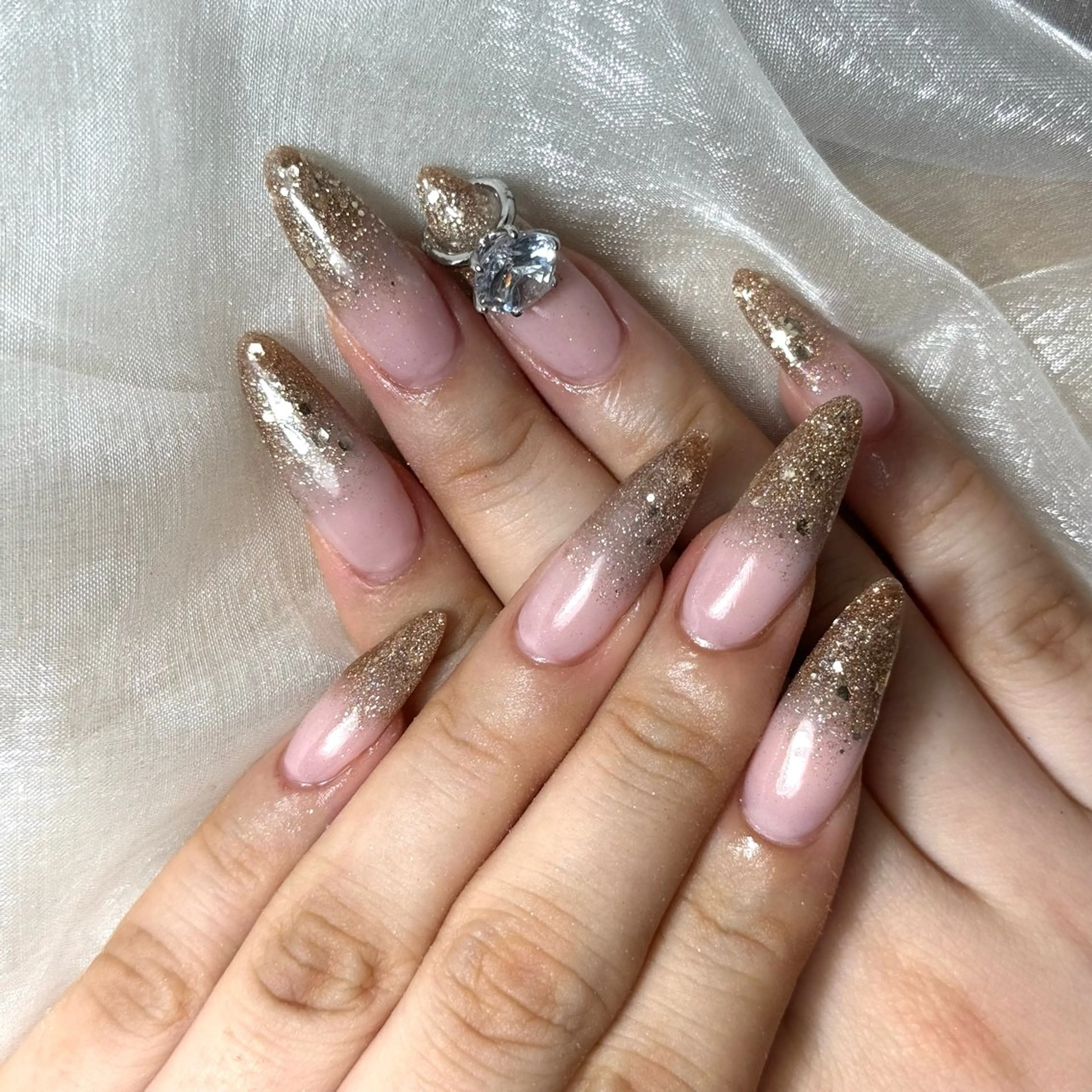 ネイル salon Hush Hushのネイルデザイン