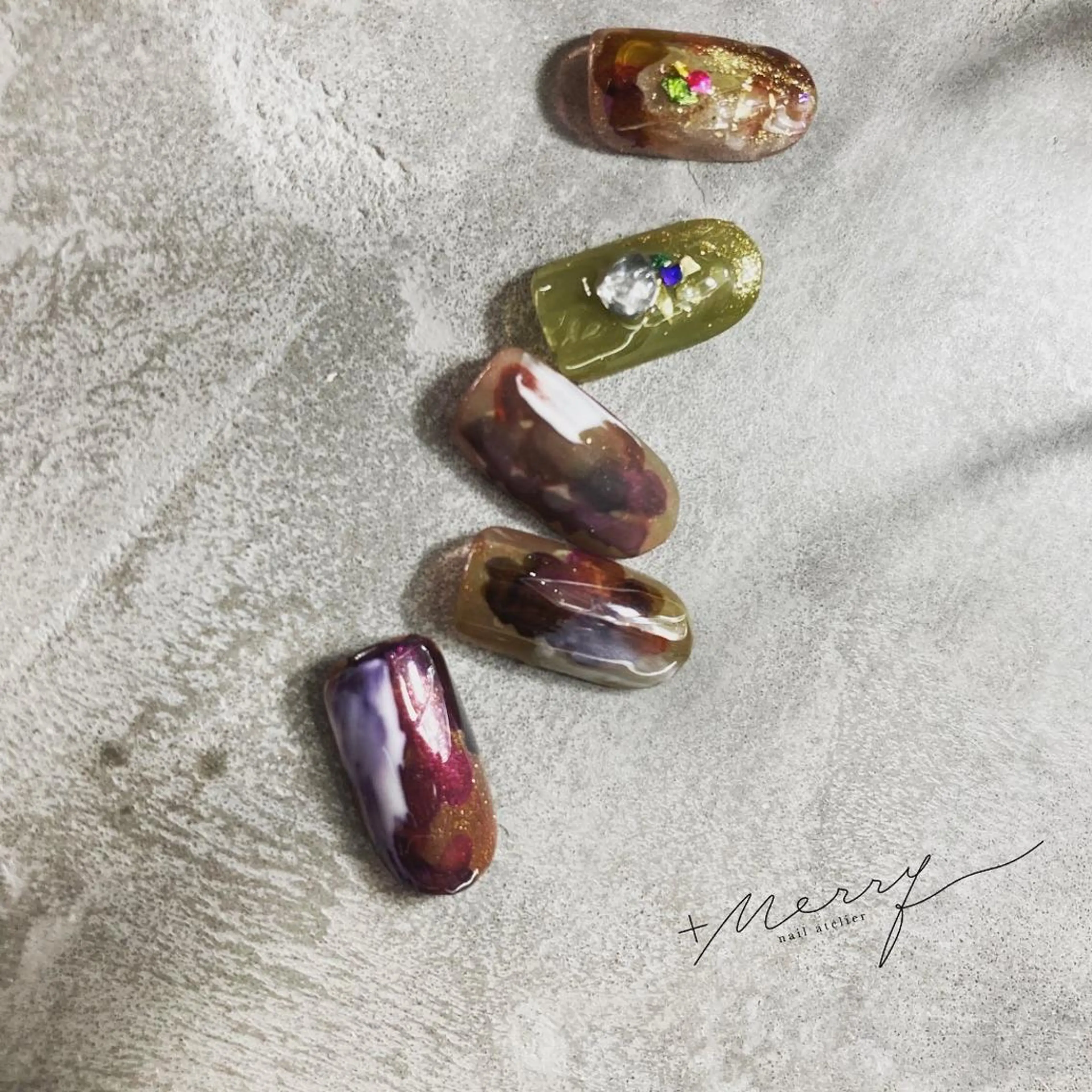 ネイル ネイルアトリエ プラスメリーのネイルデザイン