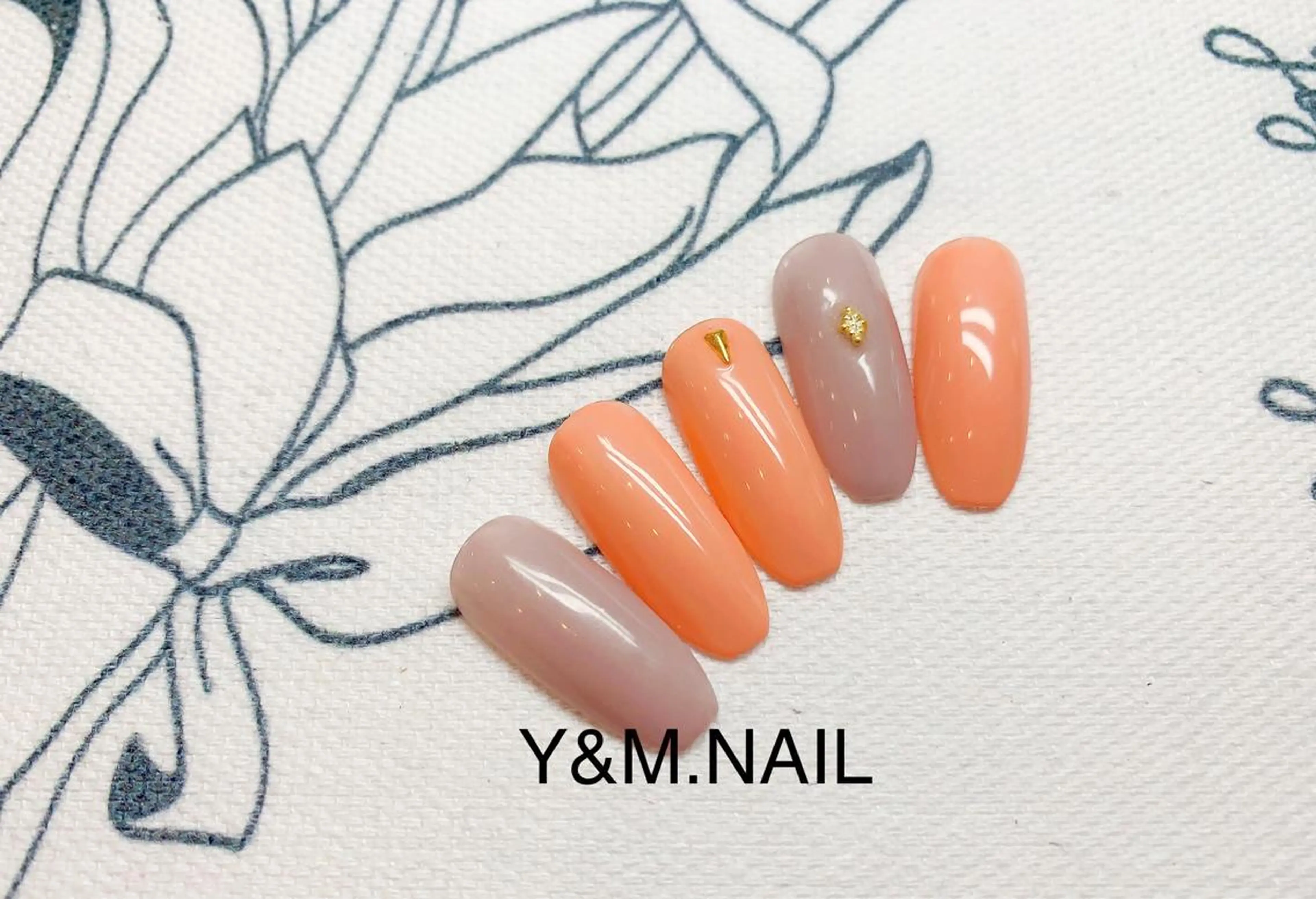 カラー ネイル オフィスネイル シンプルネイル Ui_Amor (パラジェル)のネイルデザイン