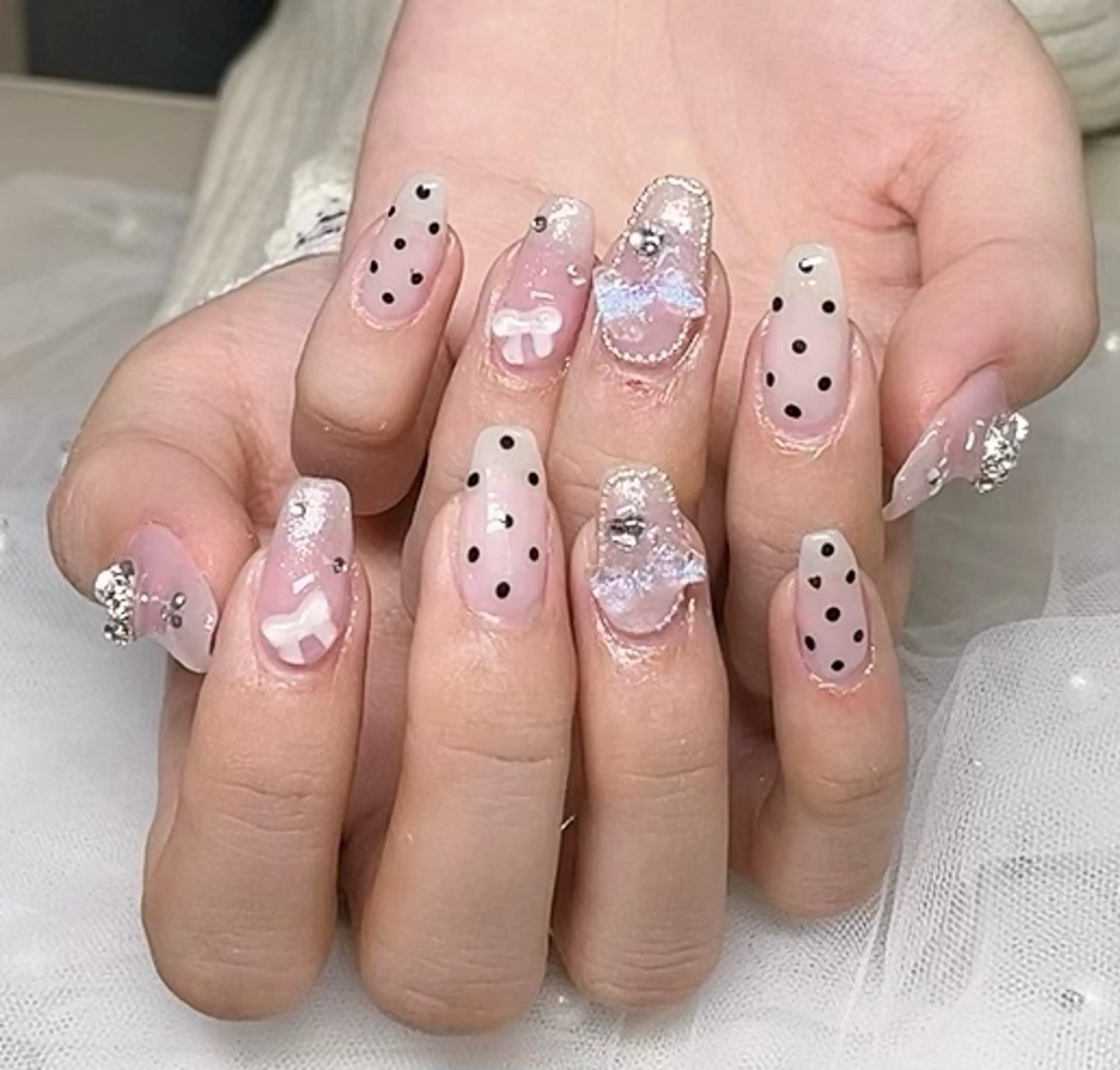 ネイル ハンドネイル NiNa ビューティーサロン所属・Ni Naのネイルデザイン